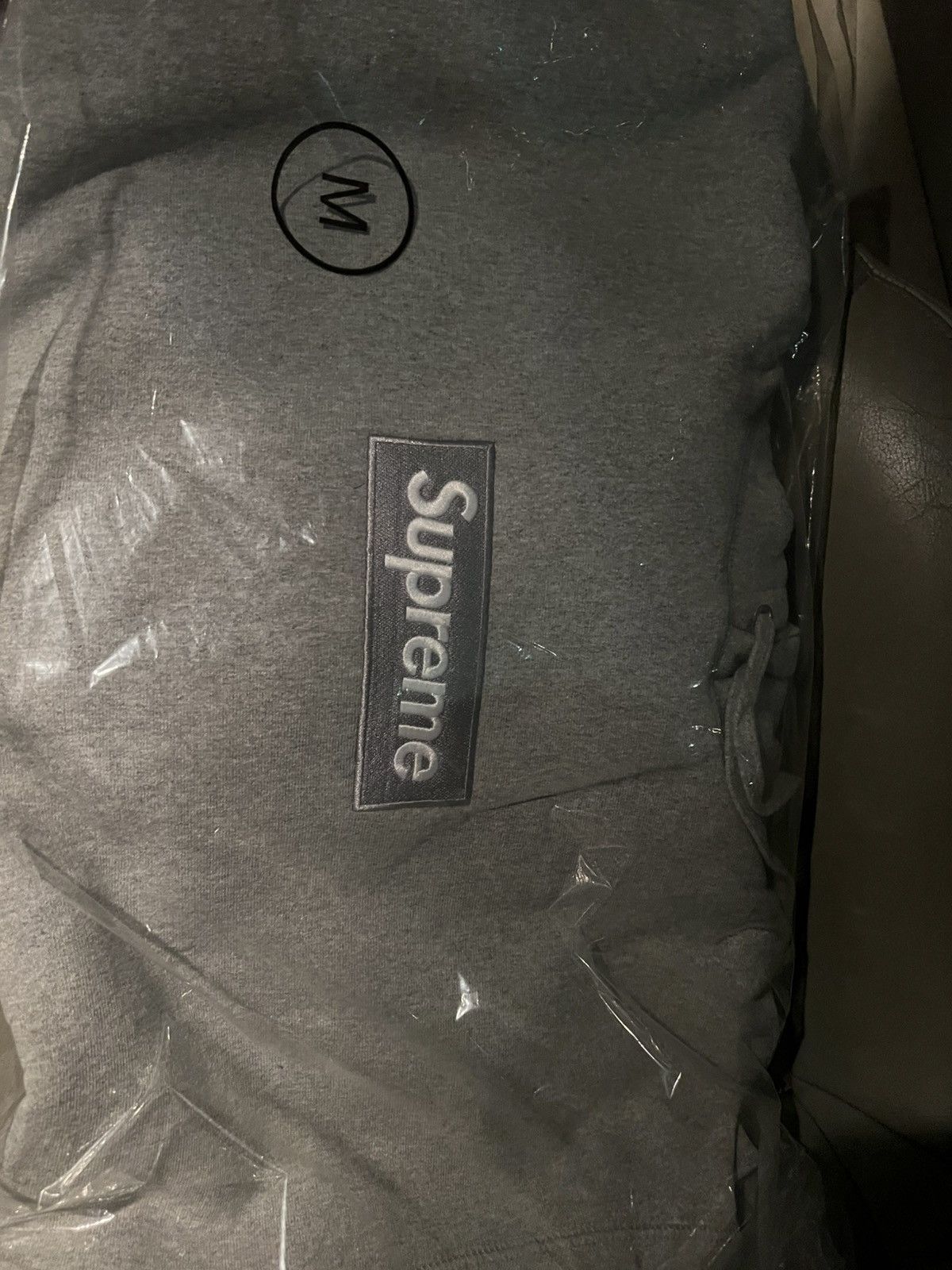 Supreme Medium Supreme FW24 Grey Box Logo Hooded Sweatshirt Size US M / EU 48-50 / 2 - 2 Thumbnail