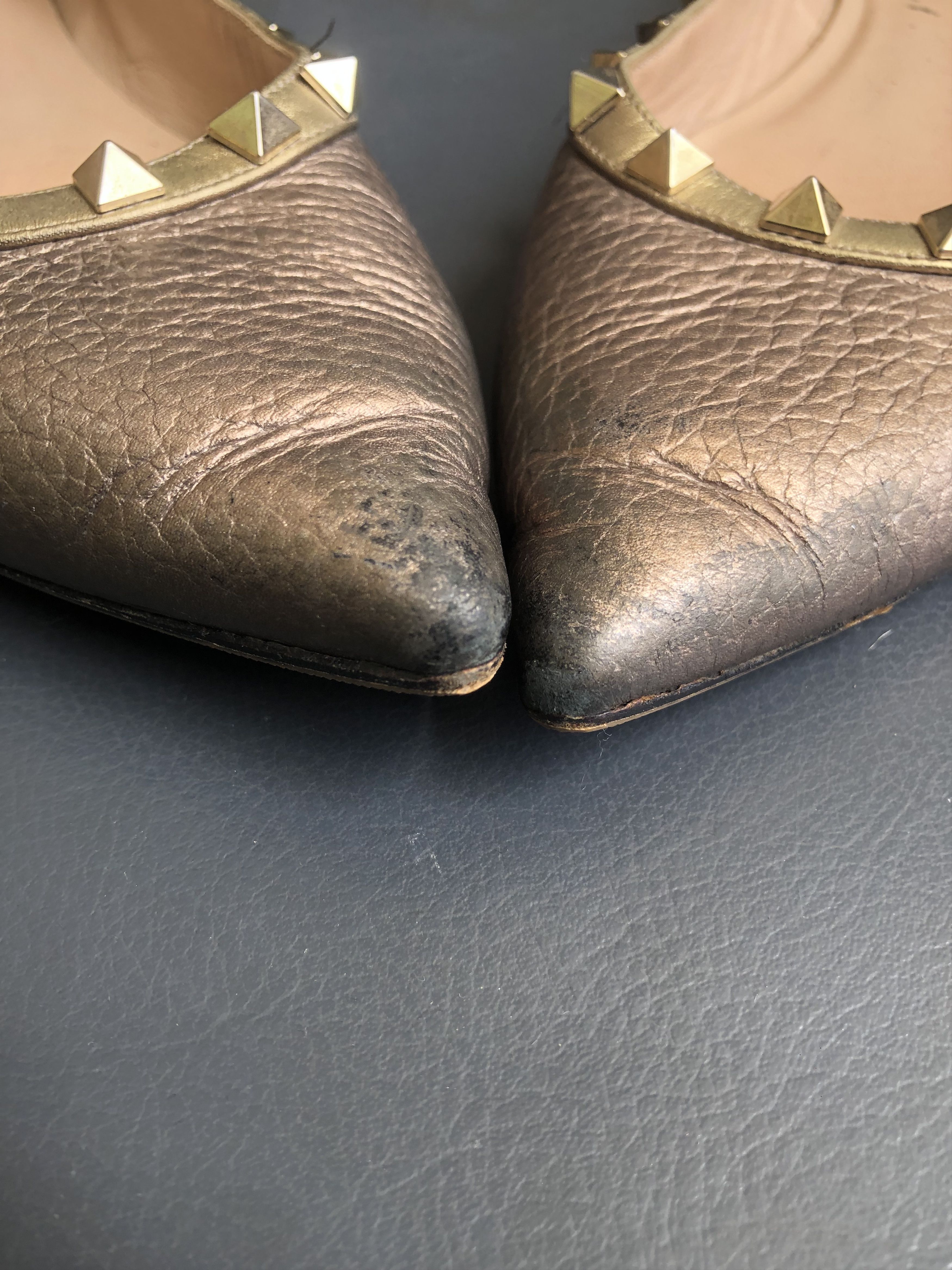 Giovanni Valentino Valentino Garavani Gray Women’s Rockstudded Flats Size 38 Size US 8 / IT 38 - 16 Thumbnail