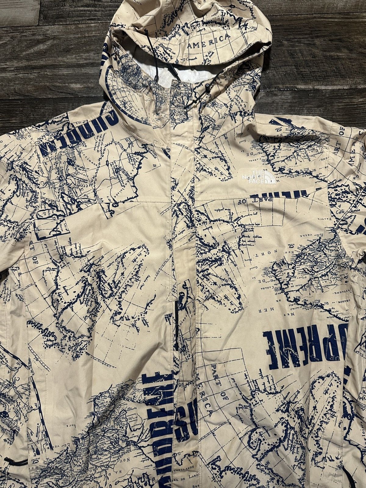 Supreme × The North Face Supreme x The North Face SS12 Venture Jacket Size US L / EU 52-54 / 3 - 2 Thumbnail