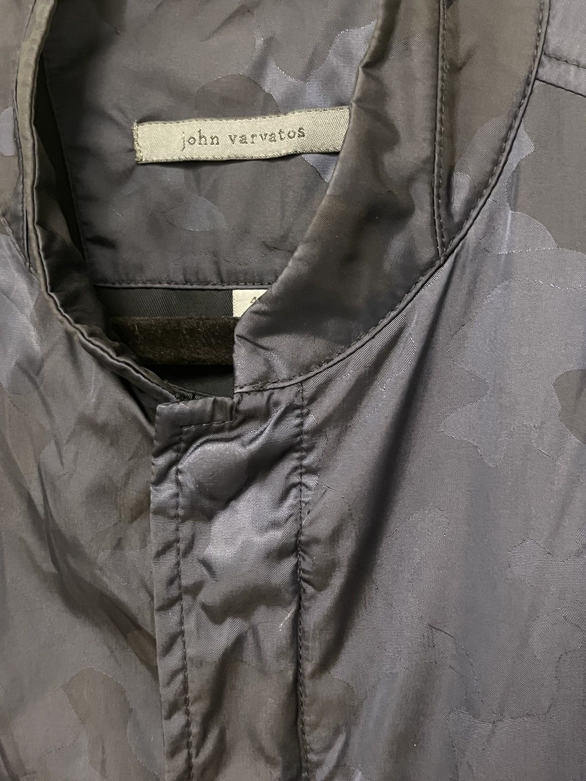 John Varvatos Camo bomber jacket. Size EU 48 US 38 Size US M / EU 48-50 / 2 - 8 Thumbnail