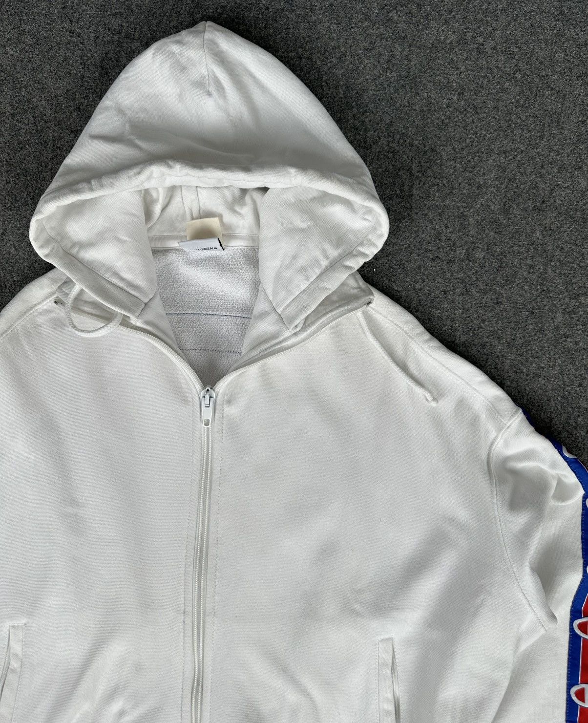 Champion × Vetements Vetements - Champion Demna SS17 Rework Zip Hoodie Side Tape Size US M / EU 48-50 / 2 - 6 Thumbnail