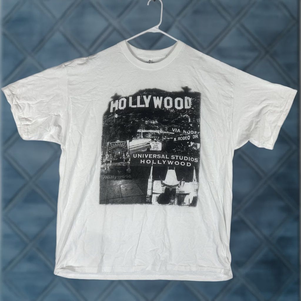 Vintage VINTAGE Retro Universal Studios Hollywood T-shirt Mens 2XL White Short Sleeve Graphic Size US XXL / EU 58 / 5 - 1 Thumbnail