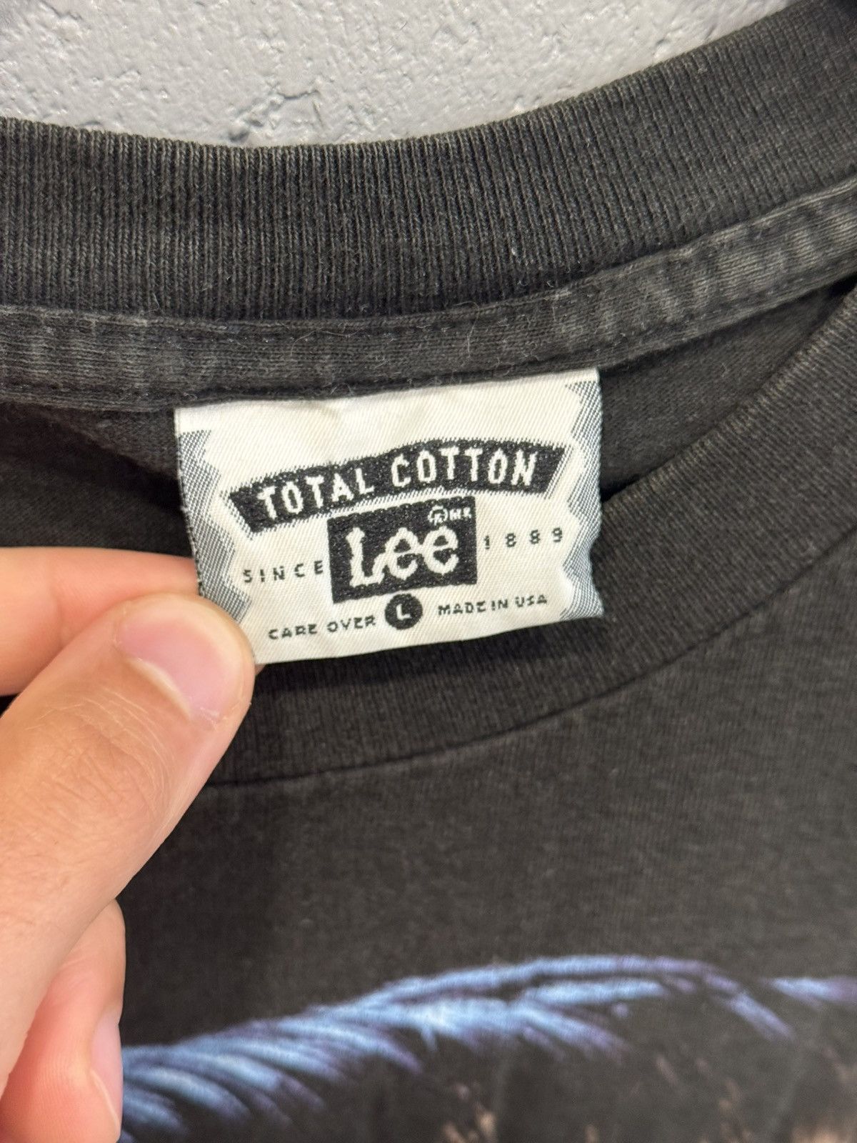 Levi's Vintage Clothing 1999 Vintage Levis total cotton Elvis Presley Shirt Size US L / EU 52-54 / 3 - 3 Thumbnail