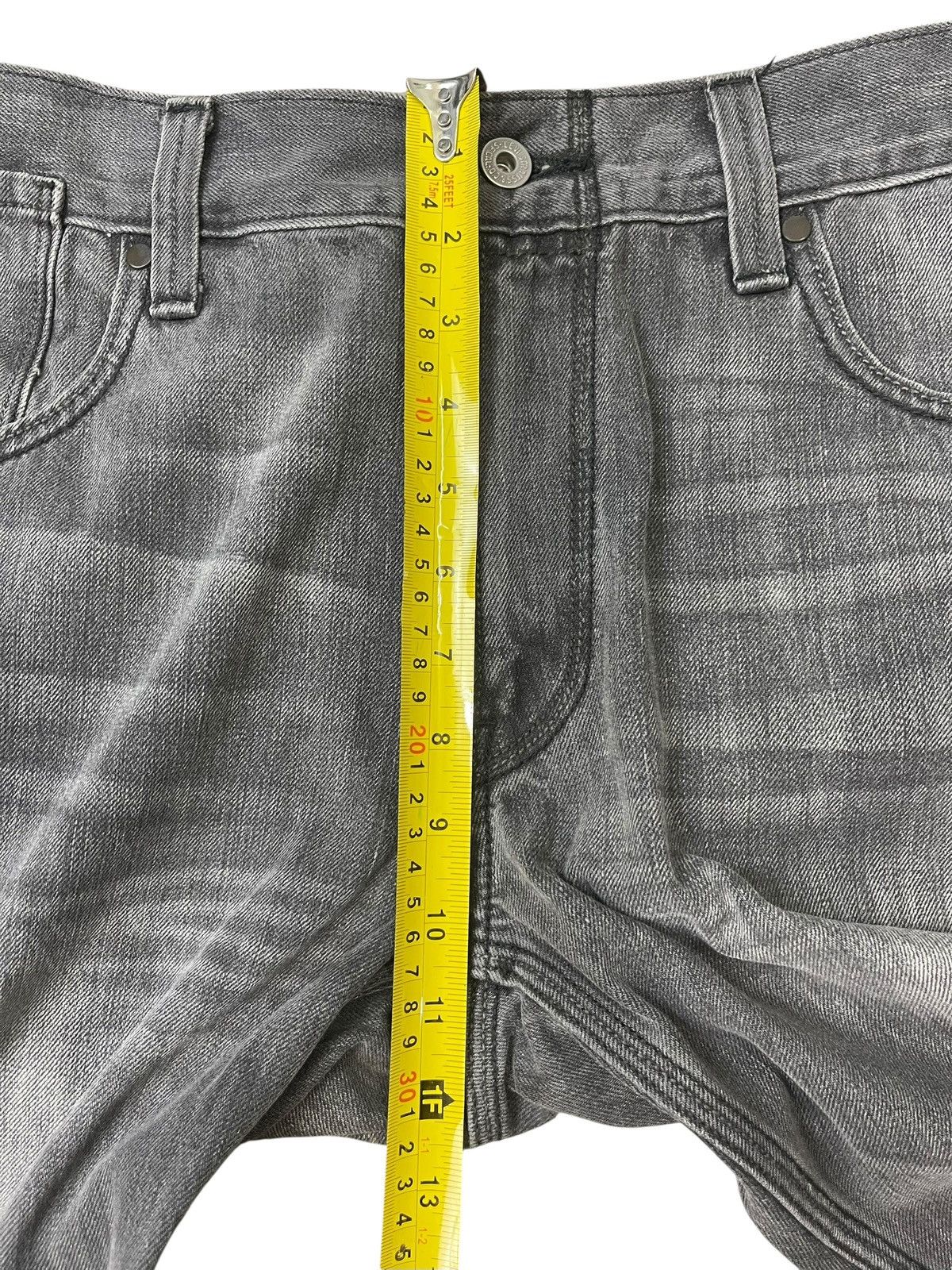 Levi's Vintage Levi’s 514 Slim Straight Jeans Streetwear Size US 34 / EU 50 - 16 Thumbnail