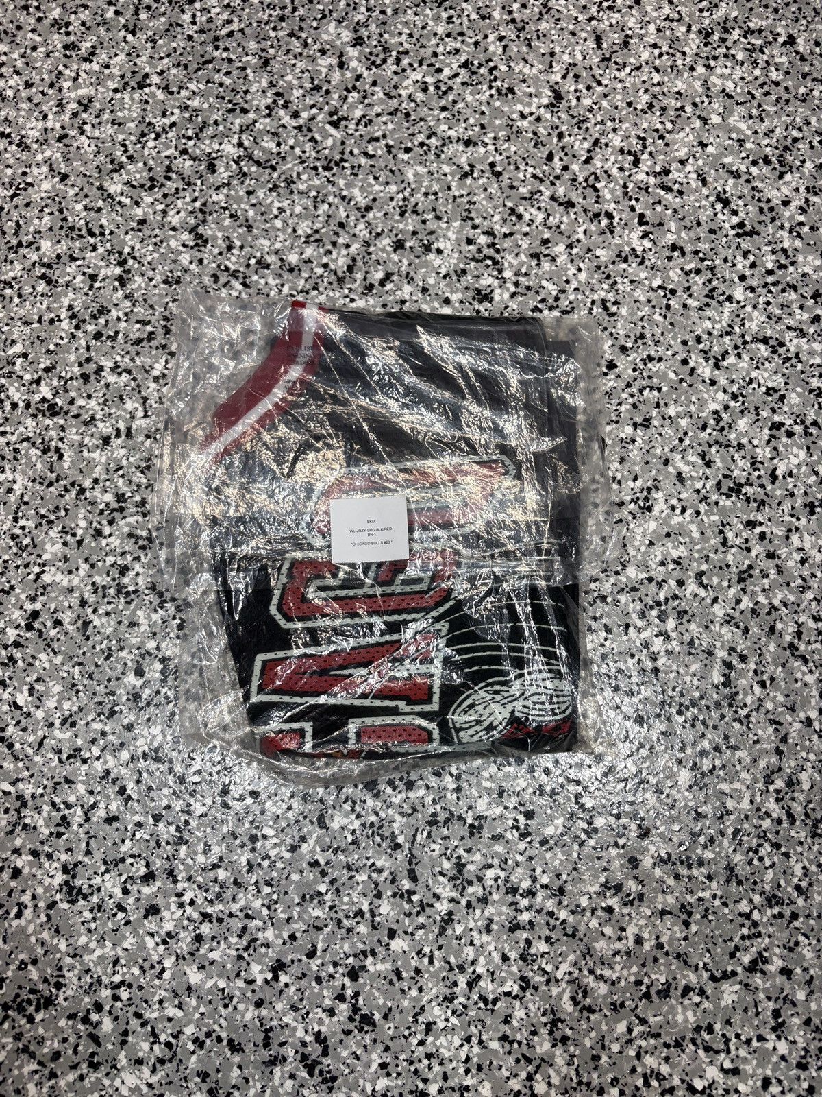 NBA × Warren Lotas 2022 Warren Lotas Chicago Bulls #23 Jersey Size XL Size US XL / EU 56 / 4 - 3 Thumbnail