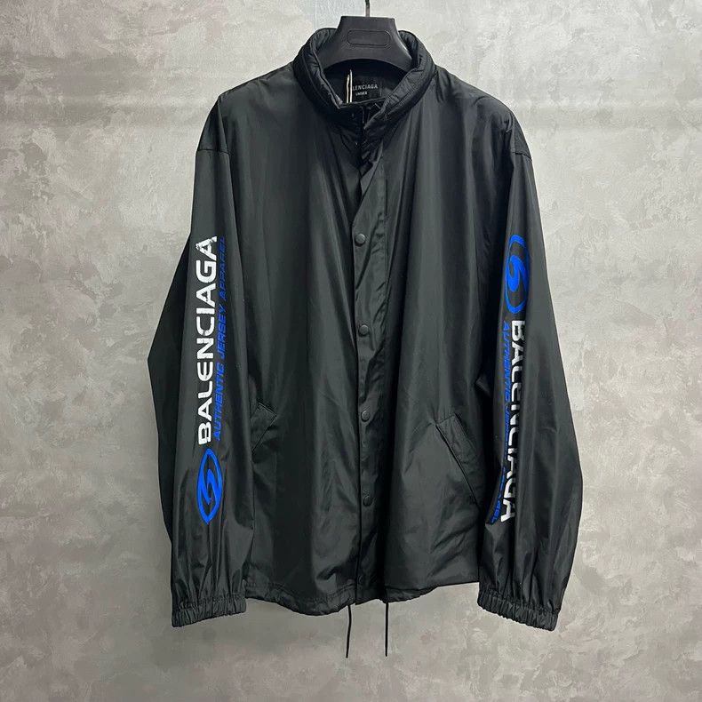 Balenciaga Balenciaga 24 Latest Black Brand logo Printed Round Neck Bu Size US S / EU 44-46 / 1 - 1 Thumbnail