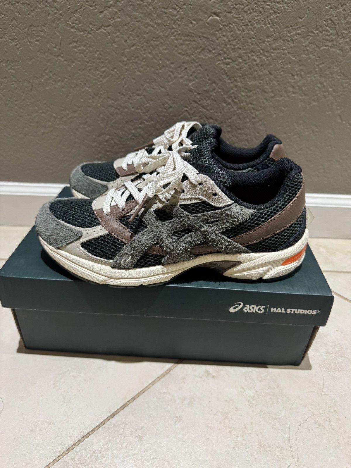 Asics 8 Asics Hal Studios Gel 1130 MK-II Forest Green Brown Orange Size US 8 / EU 41 - 4 Thumbnail