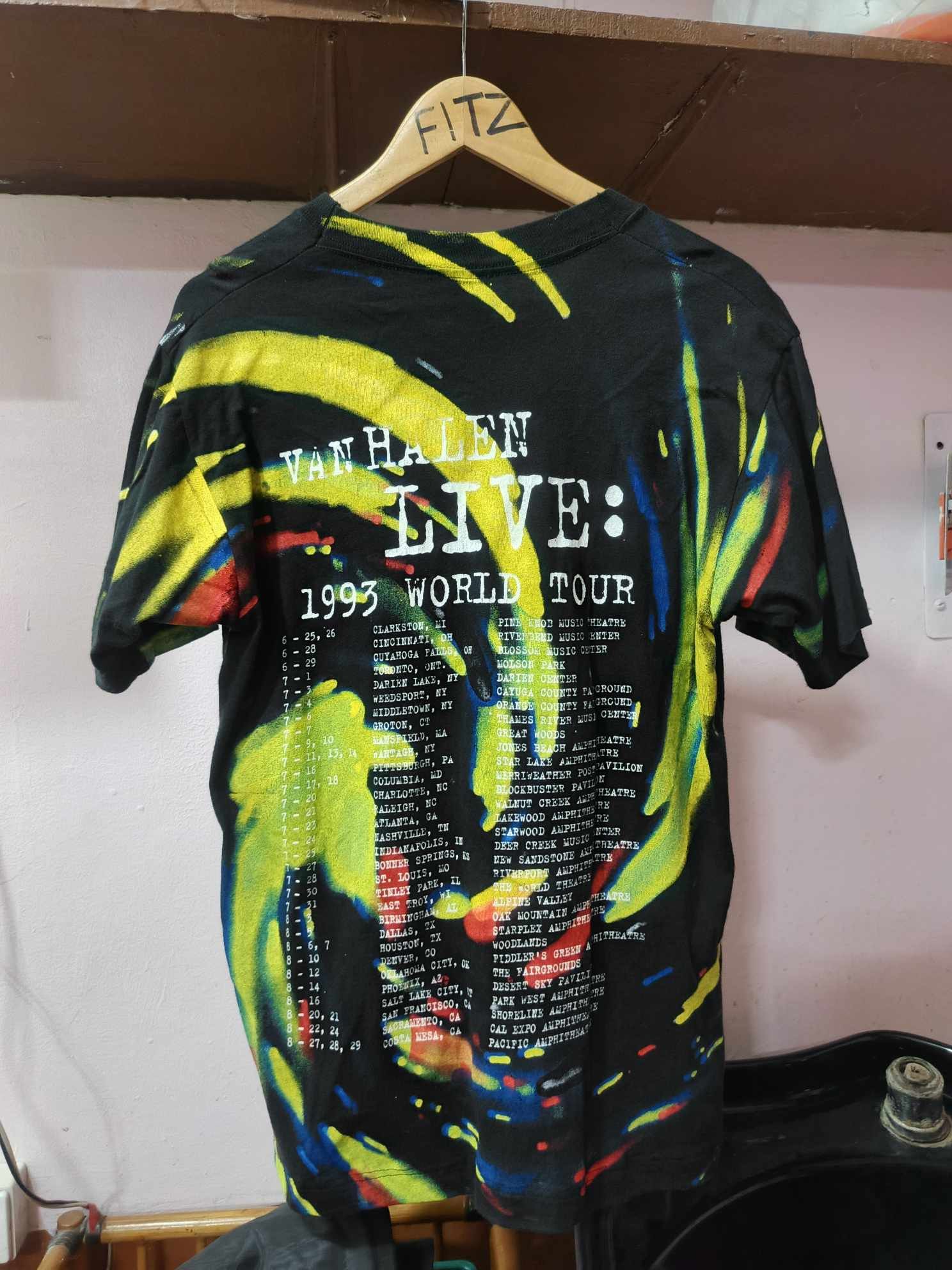 Fruit Of The Loom × Vintage Vintage Van Halen 1993 World Tour Tee Size US XL / EU 56 / 4 - 2 Thumbnail