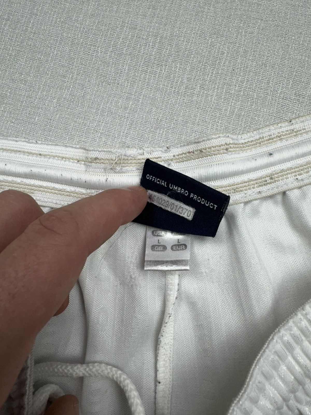 Umbro × Vintage Men’s Vintage Umbro Monogram Soccer Football Shorts size L Size US 34 / EU 50 - 4 Thumbnail