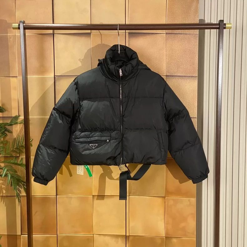 Prada Prada Popular recycled nylon triangle standard functional l Size US XS / EU 42 / 0 - 1 Thumbnail