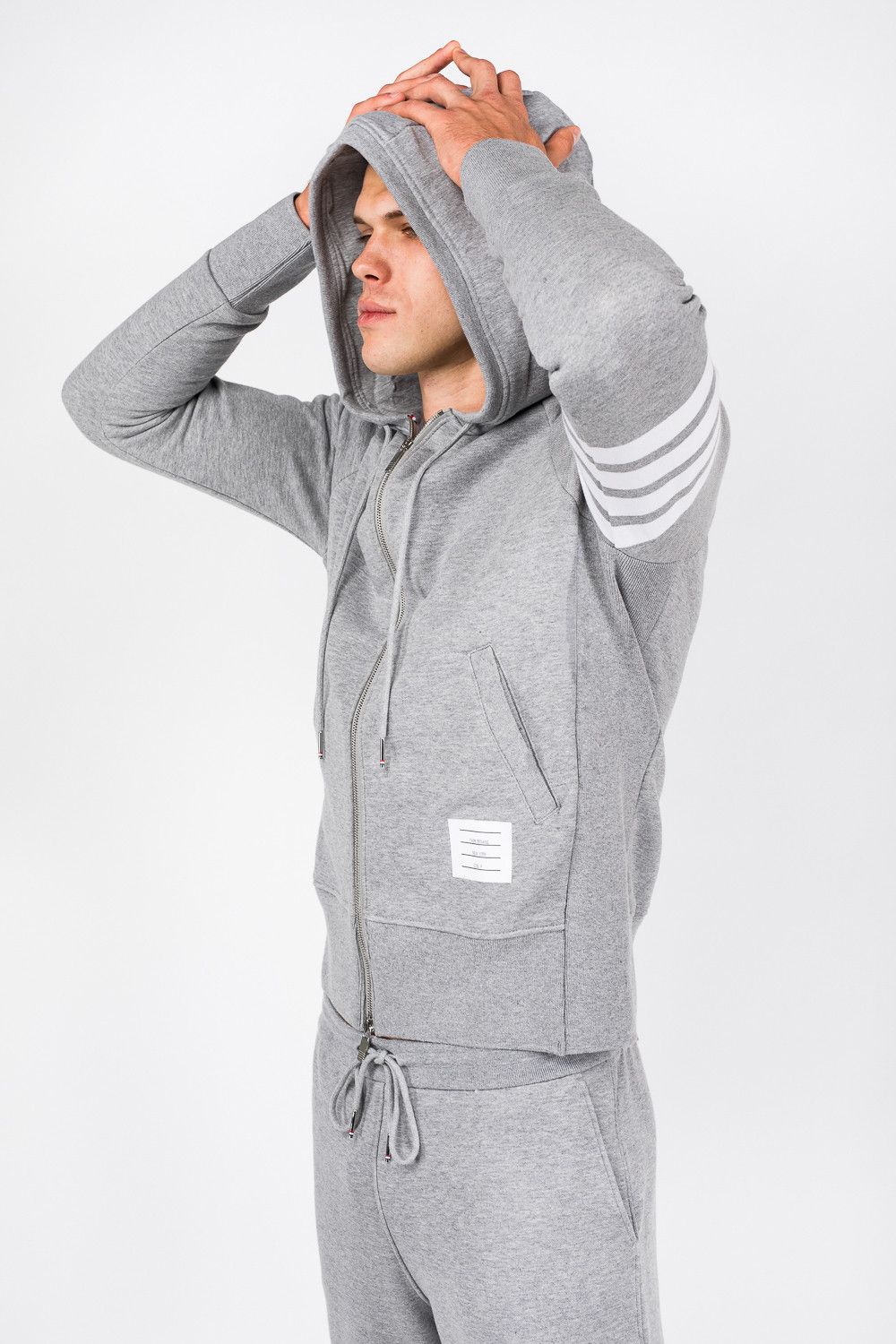 Thom Browne o1s22i1n1124 4-Bar Zip-up Hoodie in Grey Size US L / EU 52-54 / 3 - 9 Thumbnail