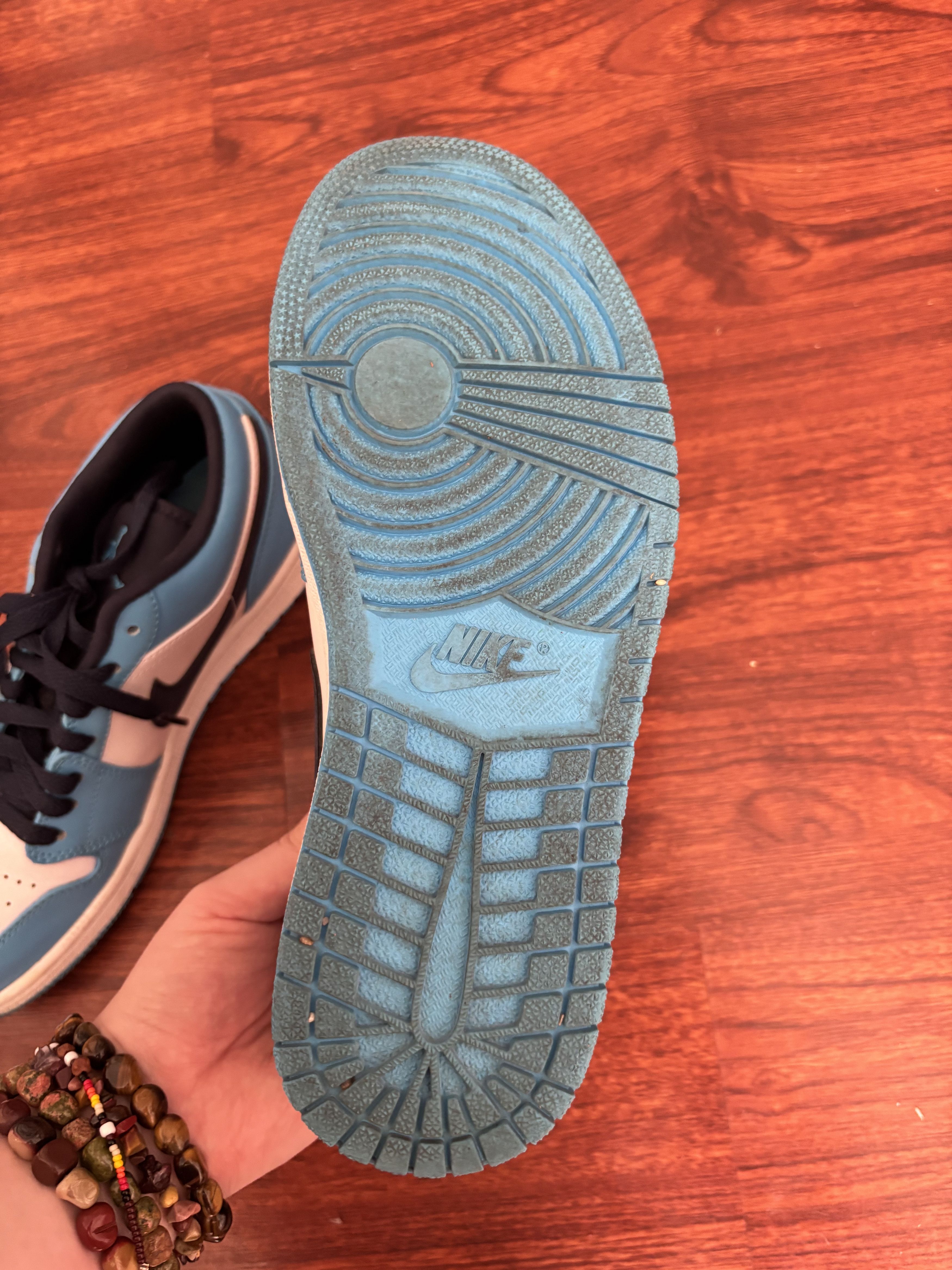 Nike Air Jordan 1 Low UNC (2021) Size US 7 / EU 40 - 3 Thumbnail