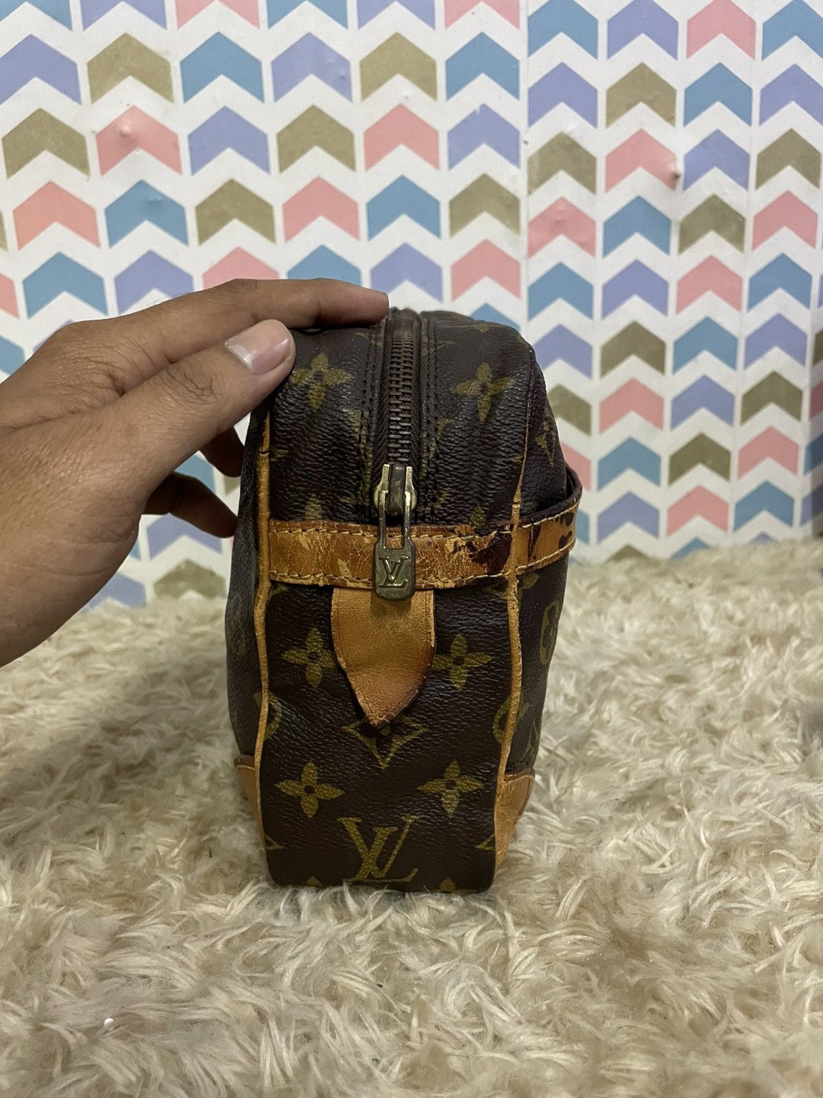 Louis Vuitton Vintage Louis Vuitton Cluct Bag Size ONE SIZE - 10 Thumbnail