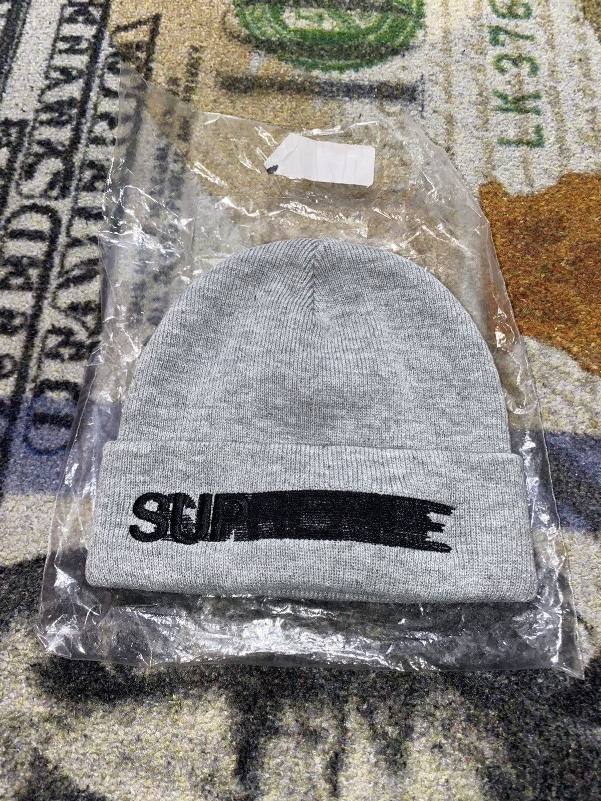 Supreme Supreme Motion Logo Beanie Size ONE SIZE - 1 Thumbnail