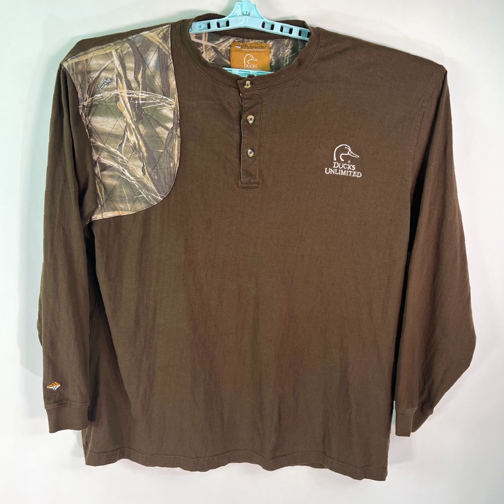 Vintage Ducks Unlimited White Water Mens Henley Neck Long Sleeves Brown T Shirt XL Casual Shirt Mens Ducks Unlimited Brown XL Henley Long Sleeve Tee Size US XL / EU 56 / 4 - 2 Thumbnail