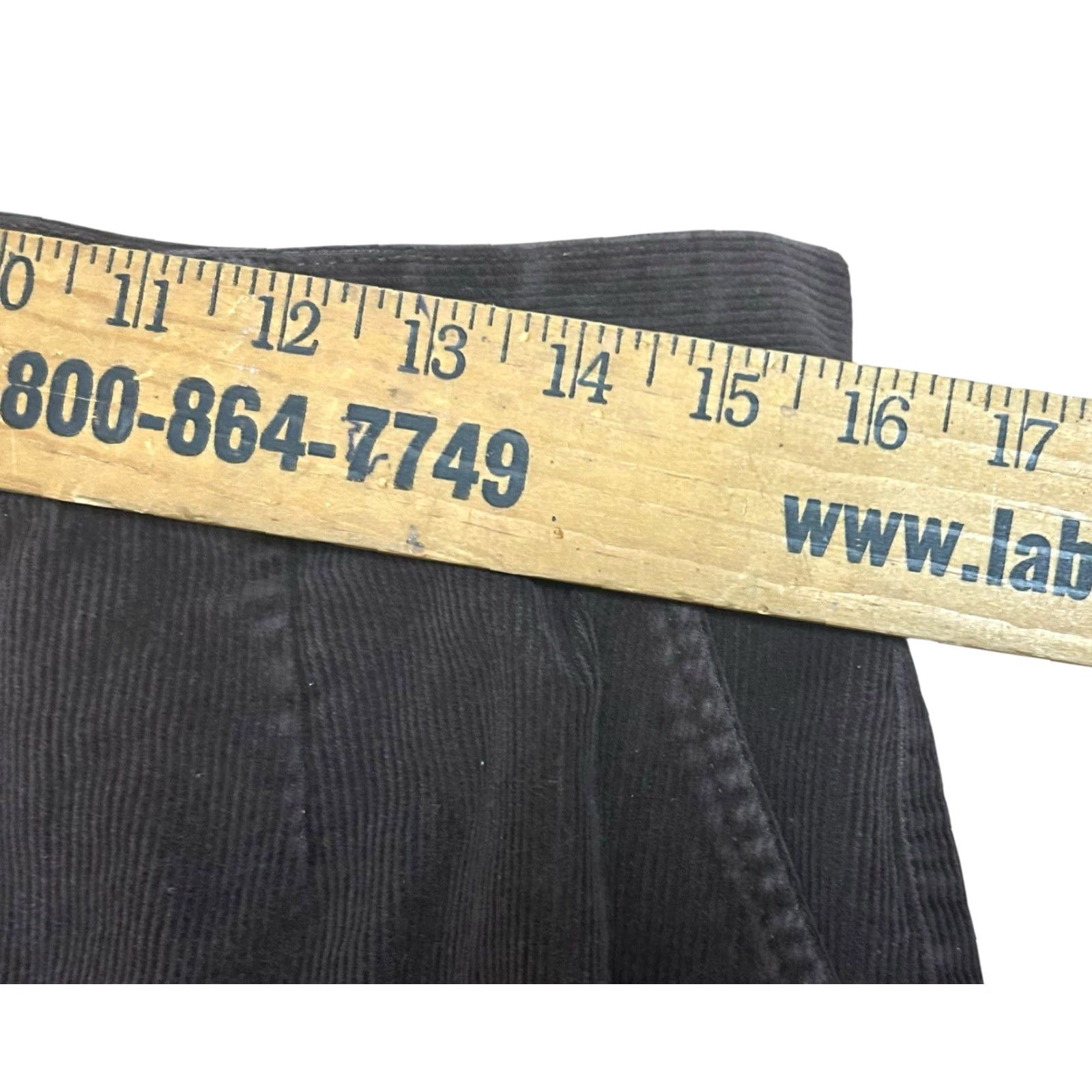 Vintage VINTAGE LL Bean Original Fit Brown Corduroy Pants Womens Sz 16P Cotton 3 pocket Regular Straight Men/women? Size 38" / US 16 / IT 52 - 6 Thumbnail