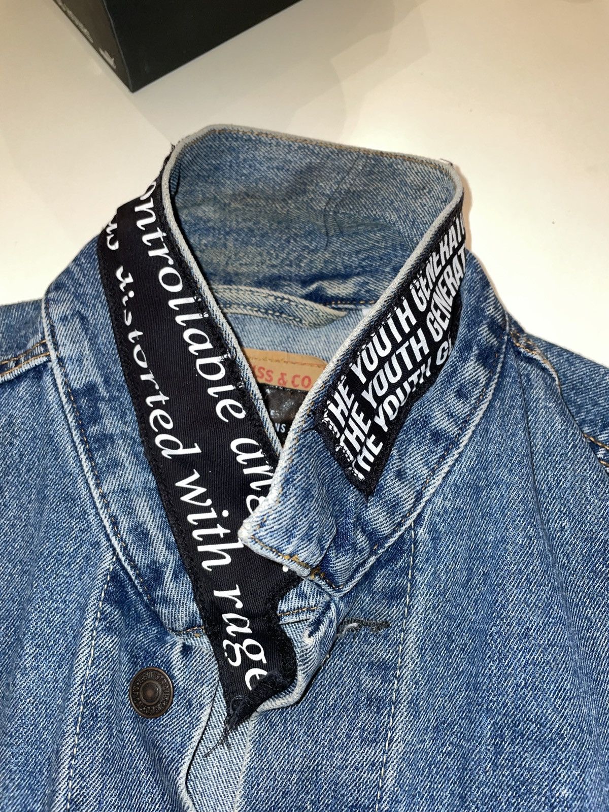 Raised by Champions The Unfuckwittable Raised By Champions x Levi's Denim Jacket Size US L / EU 52-54 / 3 - 10 Thumbnail