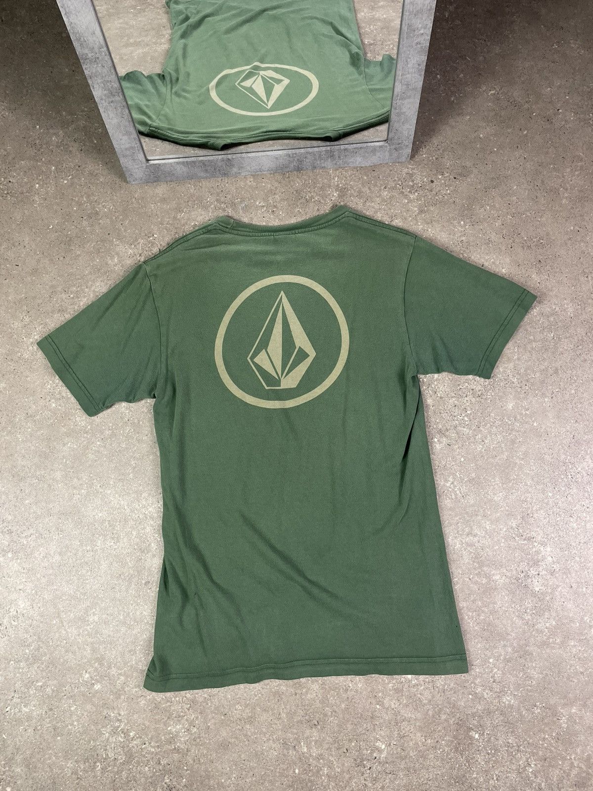 Vintage × Volcom Vintage Y2K Volcom Skate T Shirt Size US S / EU 44-46 / 1 - 1 Thumbnail