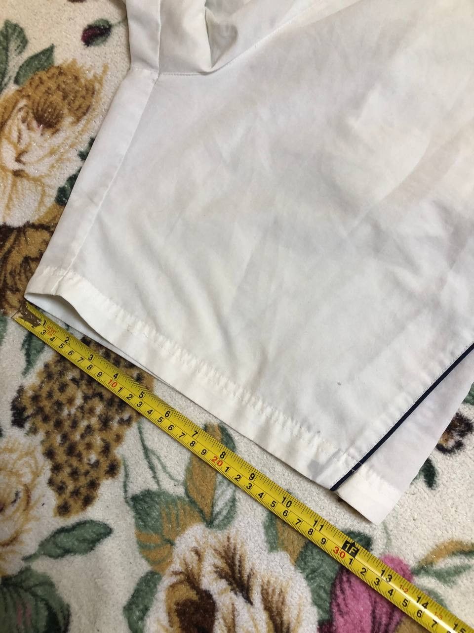 Umbro Vintage 90s White Umbro Embroidered Track Shorts Size US 32 / EU 48 - 9 Thumbnail