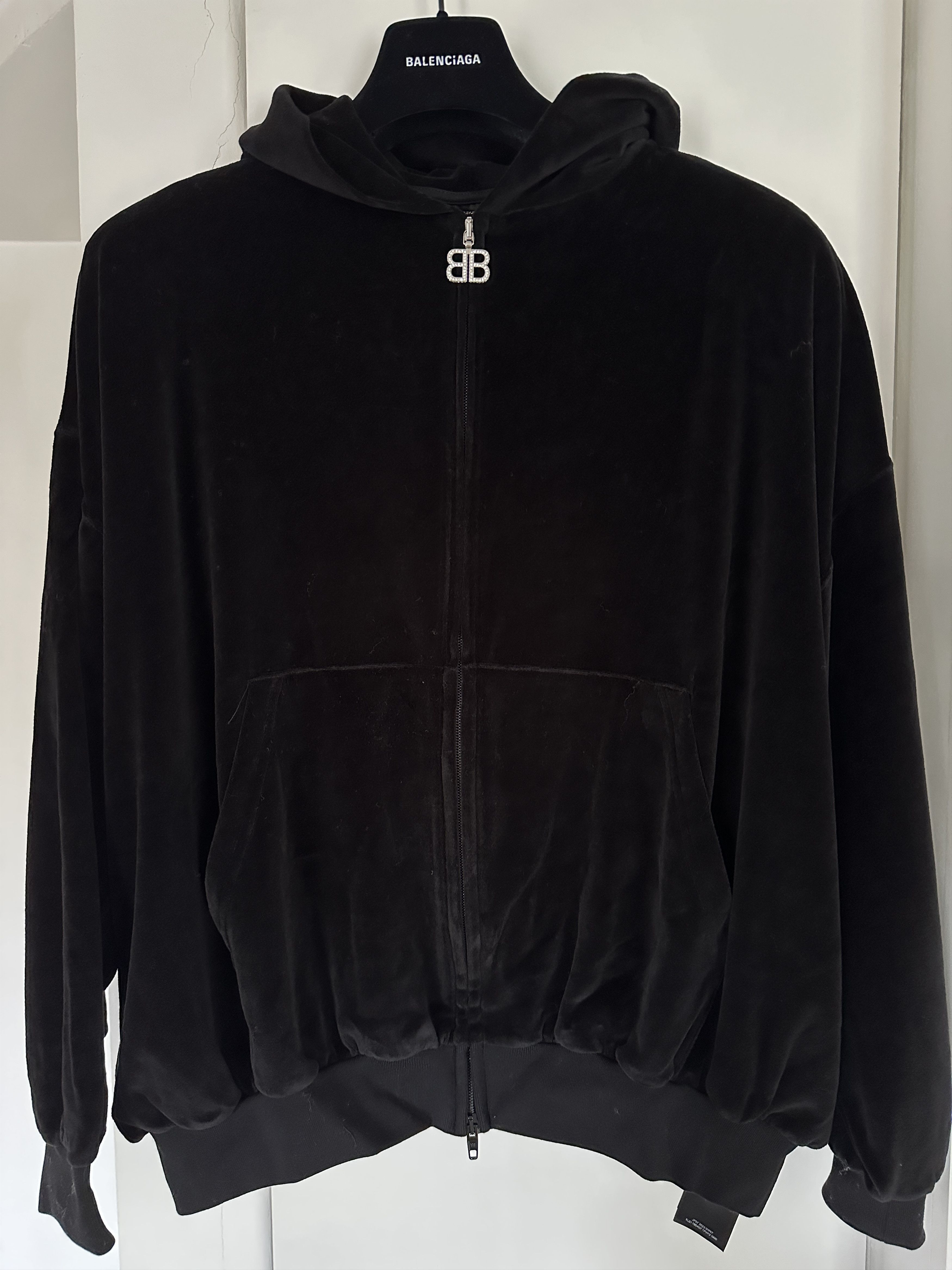 Balenciaga Balenciaga Crystal-Embellished Hooded Velour Sweatshirt Size US M / EU 48-50 / 2 - 1 Thumbnail