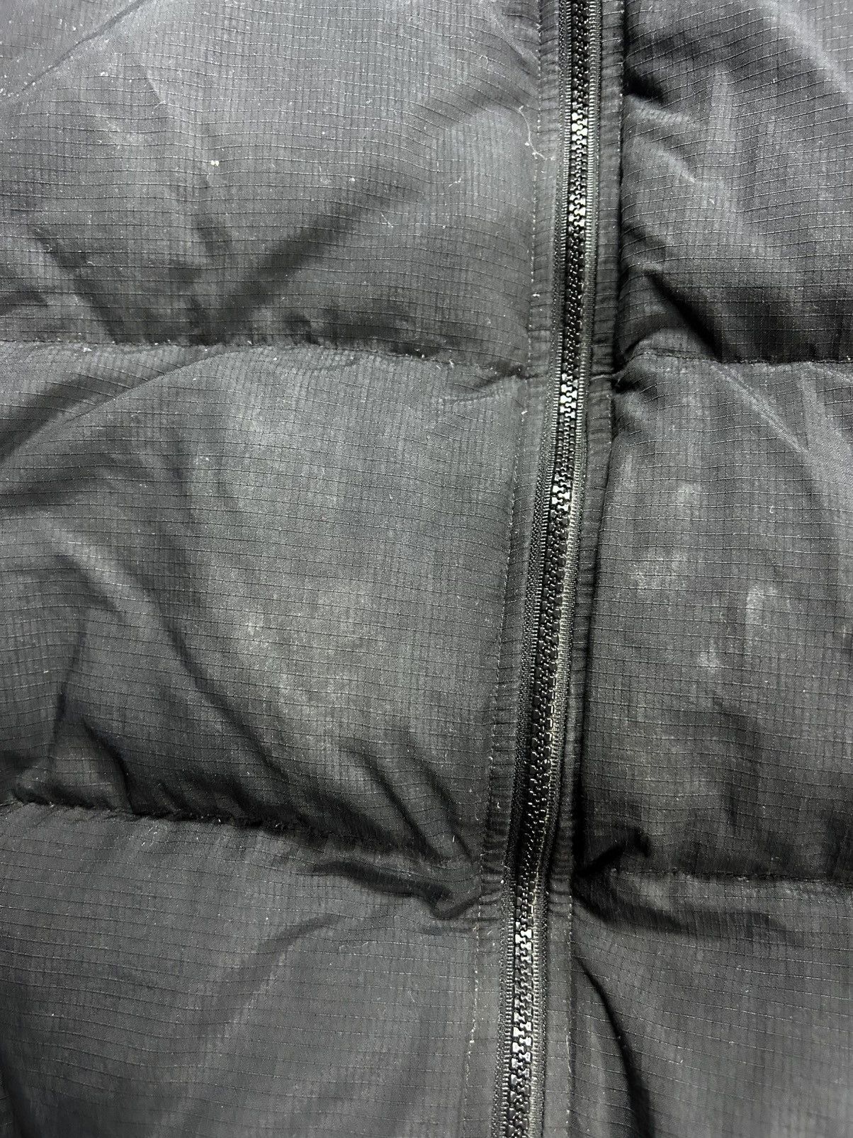 Nike Nike black puffer jacket big logo vintage 90s spell out Size US M / EU 48-50 / 2 - 7 Thumbnail