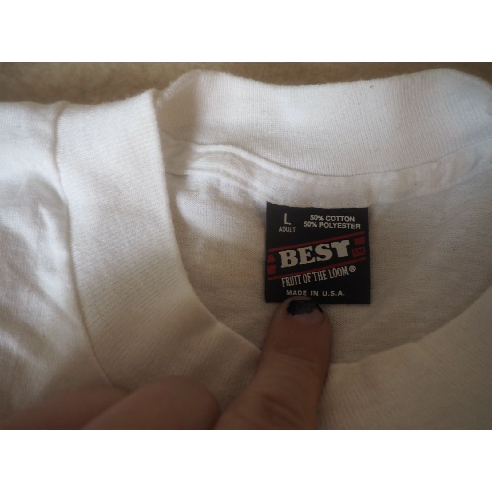 Fruit Of The Loom VTG 90s Fruit of the Loom PAWS WALK 1994 Pedigree White Graphic Tee T-Shirt L EUC Unisex Short Sleeve Cotton Shirt Boys/Girls? Size US L / EU 52-54 / 3 - 6 Thumbnail