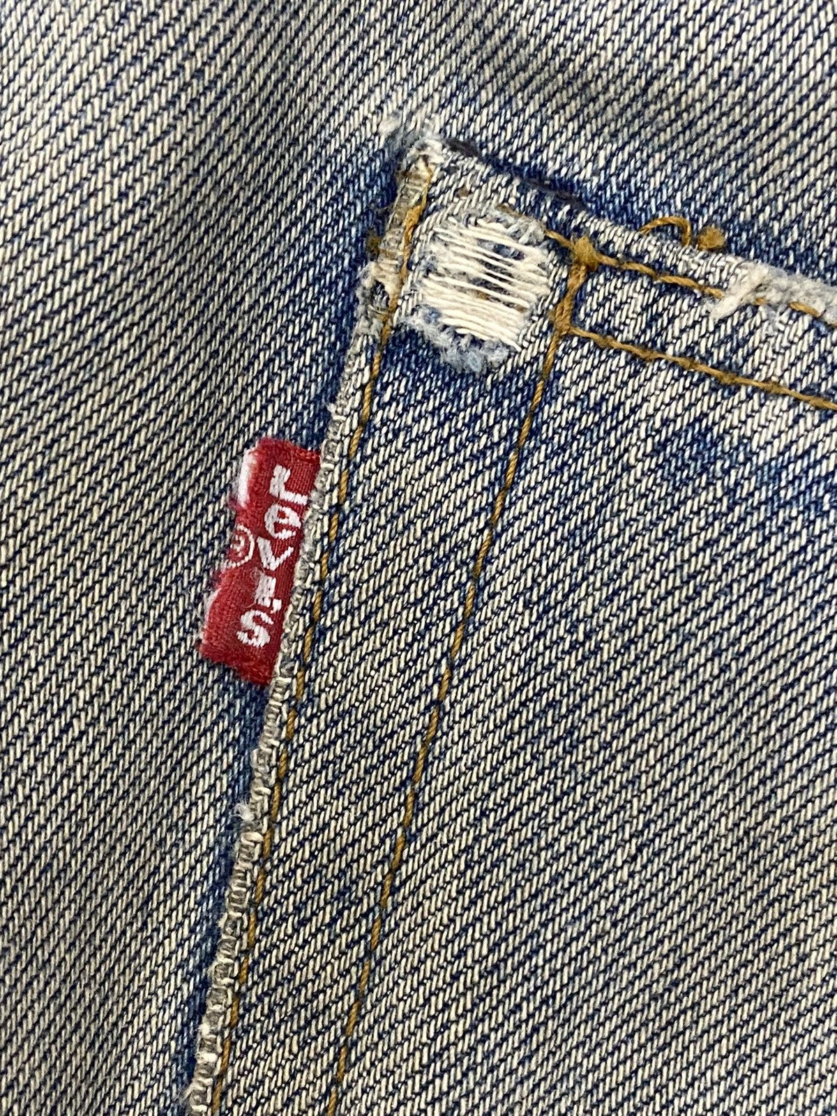 Levi's Vintage 90s Levis 501 Japan Selvedge Button Fly J09 Distress Size US 34 / EU 50 - 15 Thumbnail