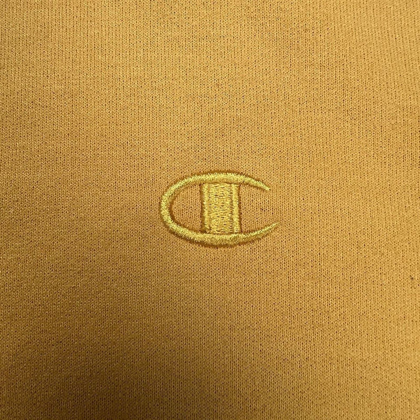 Champion × Vintage Champion Sweatshirt XL Authentic C Logo Pullover Crewneck Size US XL / EU 56 / 4 - 2 Thumbnail