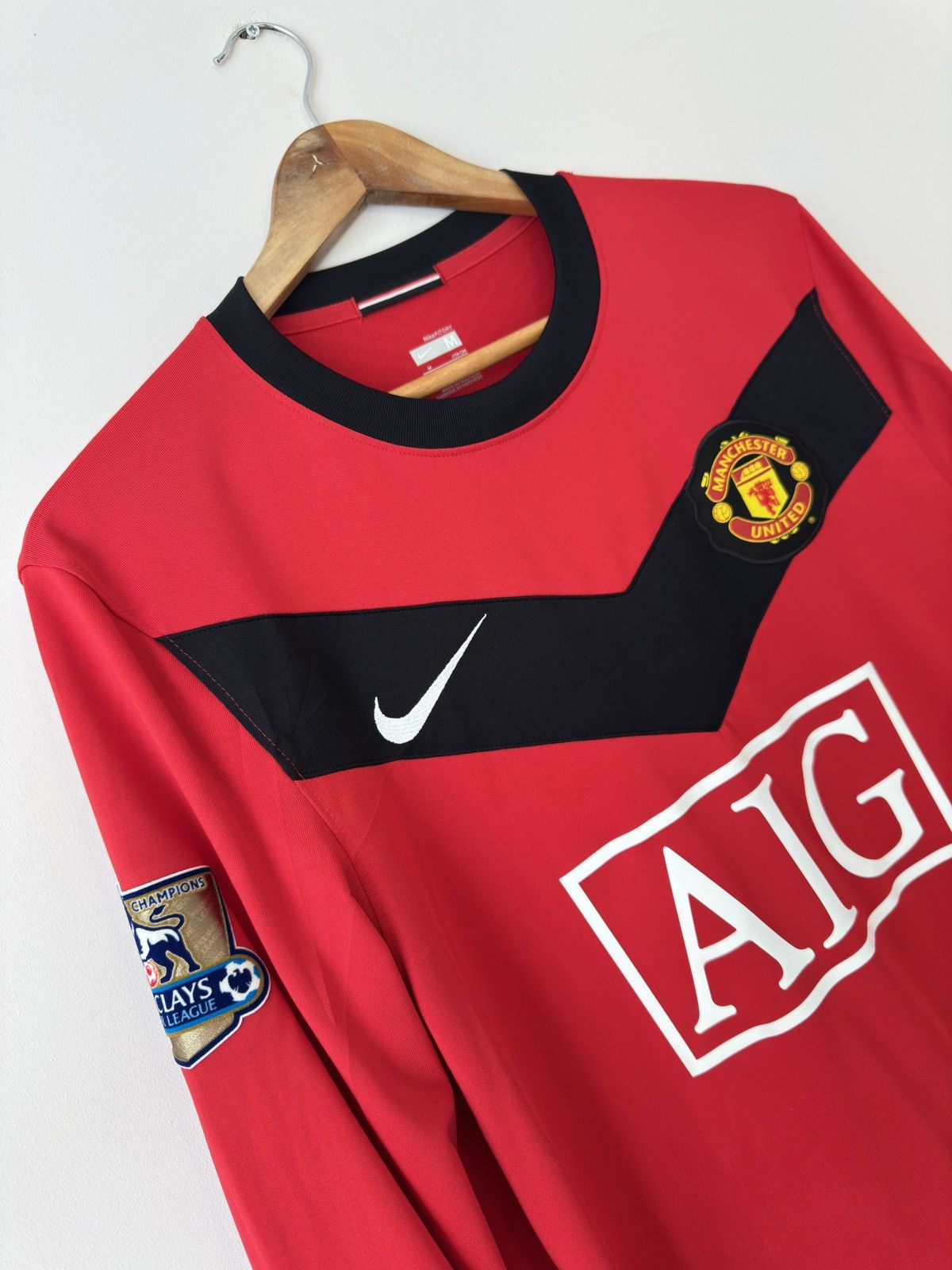 Nike Vintage Manchester United 2009-2010 Home Soccer Jersey Shirt Size US M / EU 48-50 / 2 - 10 Thumbnail