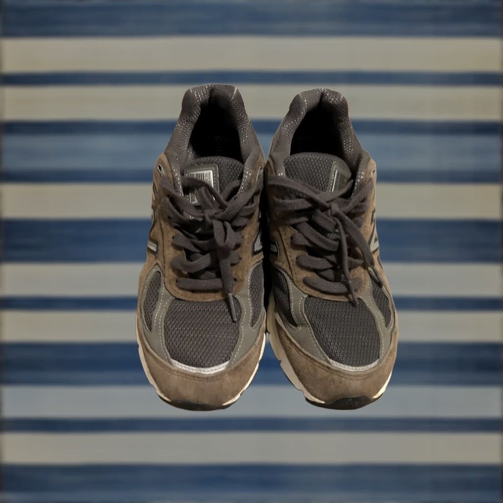 New Balance New Balance 990 V4 Womens W990MG4 Made in USA Suede Green Size 8 Green Womens 990 V4 Walking Athletic Shoes Size US 8 / IT 38 - 1 Thumbnail