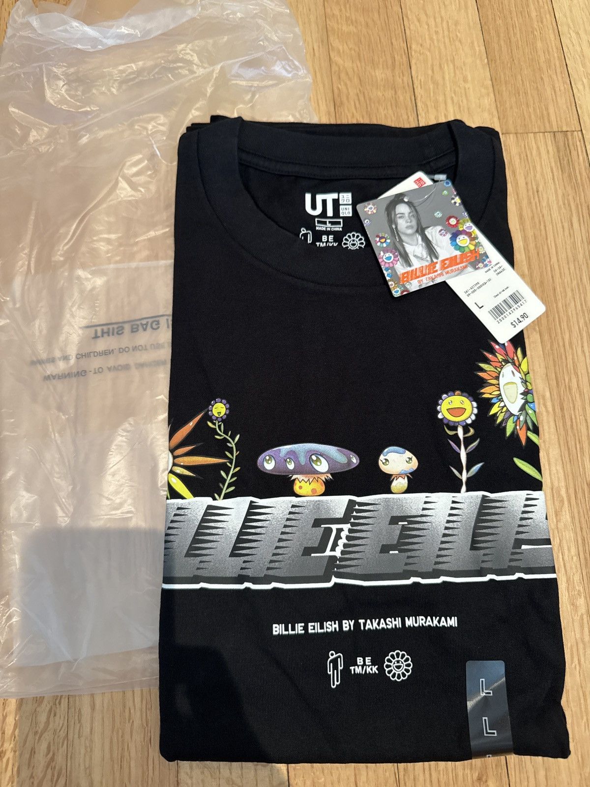 Billie Eilish × Takashi Murakami Billie Eilish x Takashi Murakami Uniqlo Tshirt size L Size US L / EU 52-54 / 3 - 1 Thumbnail