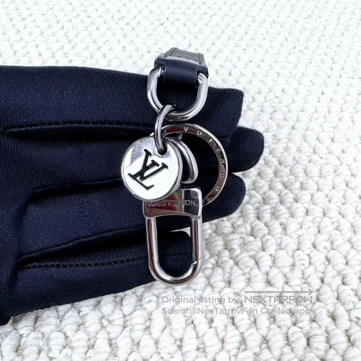 Louis Vuitton Louis Vuitton Monogram Keychain. Size ONE SIZE - 4 Thumbnail