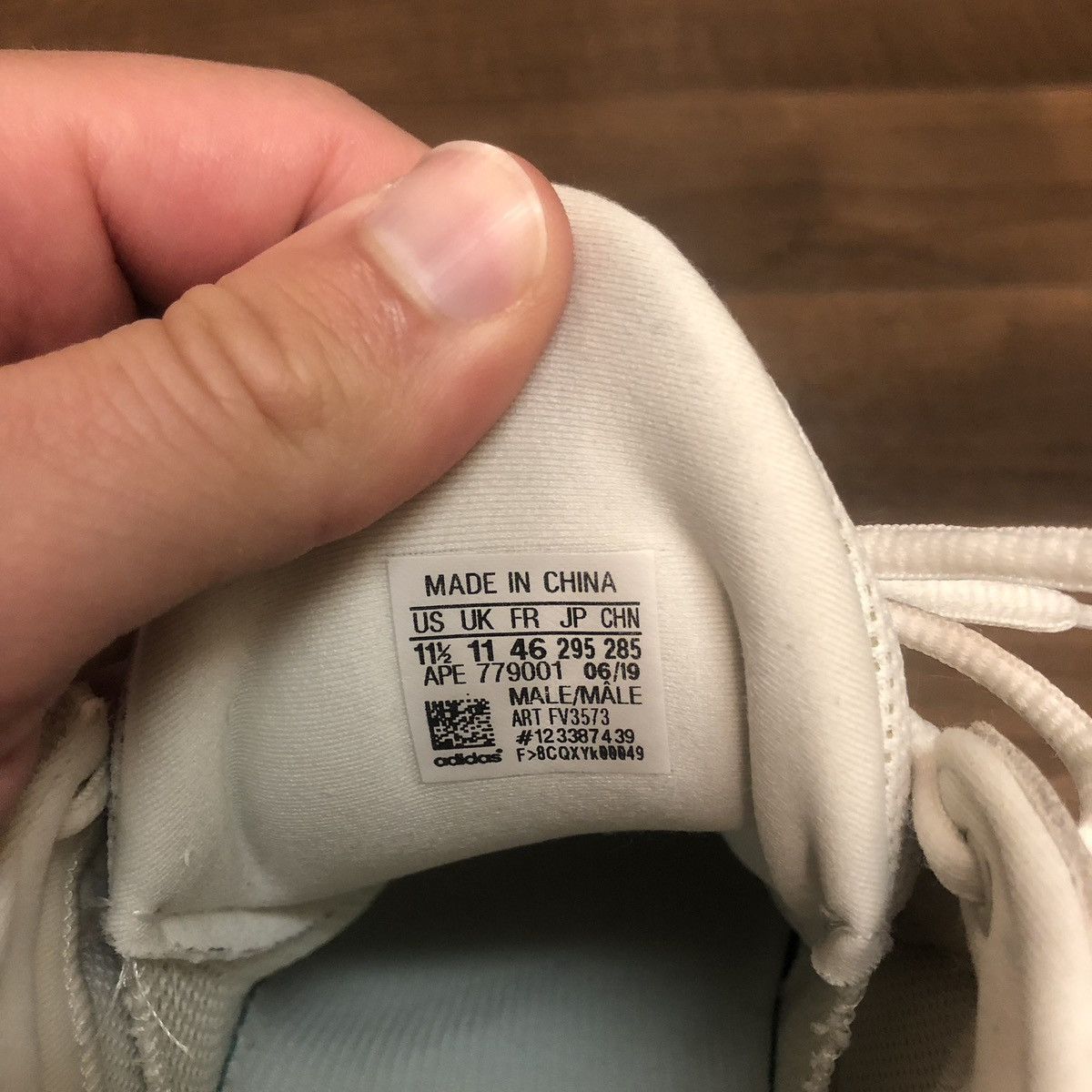 Adidas YEEZY 500 Bone White 11.5 (2019) Size US 11.5 / EU 44-45 - 8 Thumbnail