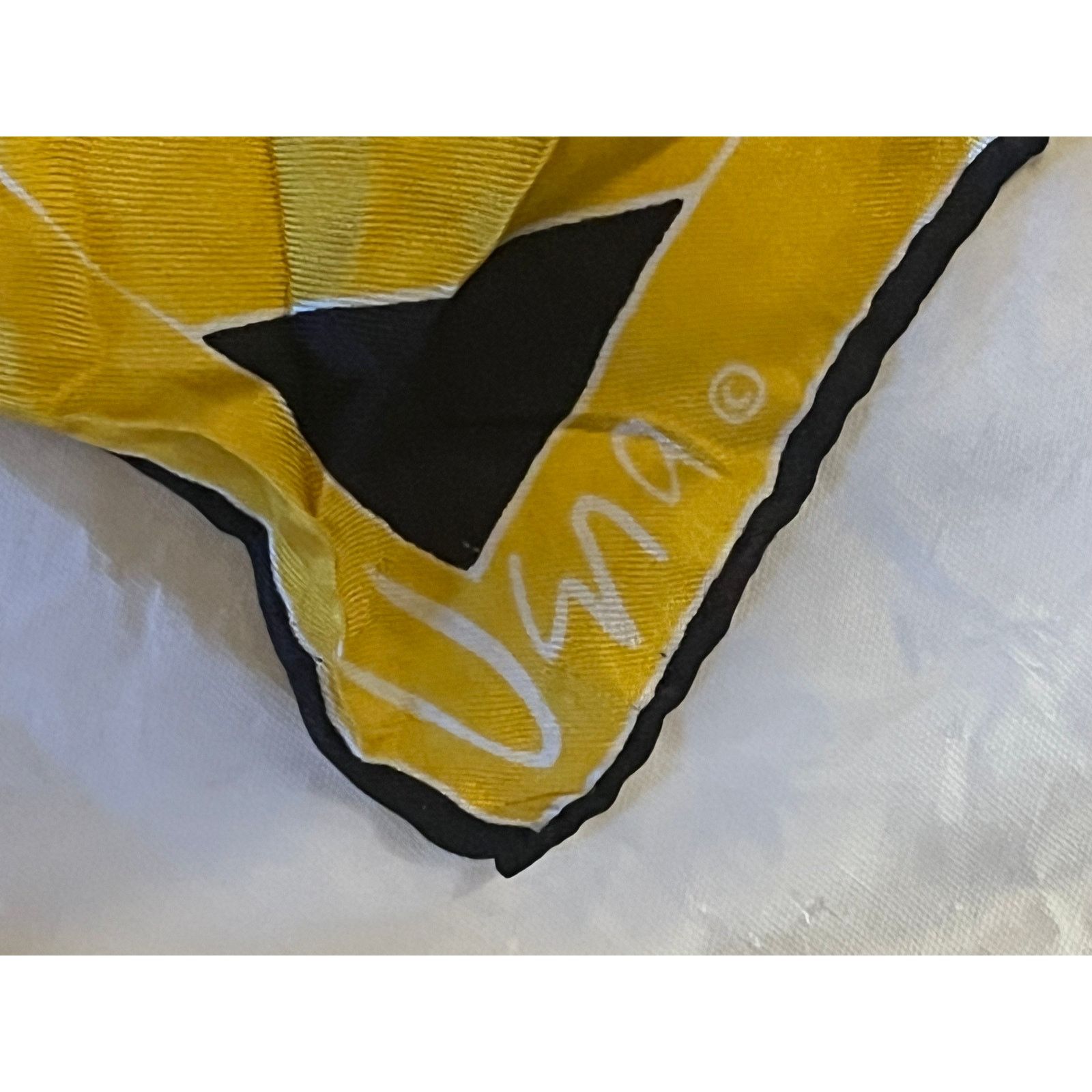 Other Vintage VERA Neumann Scarf ~ 15" x 44" Size ONE SIZE - 5 Thumbnail