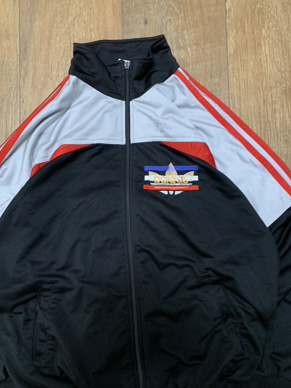 Adidas Rare Adidas International Sports Vintage Windbreaker Size US L / EU 52-54 / 3 - 5 Thumbnail
