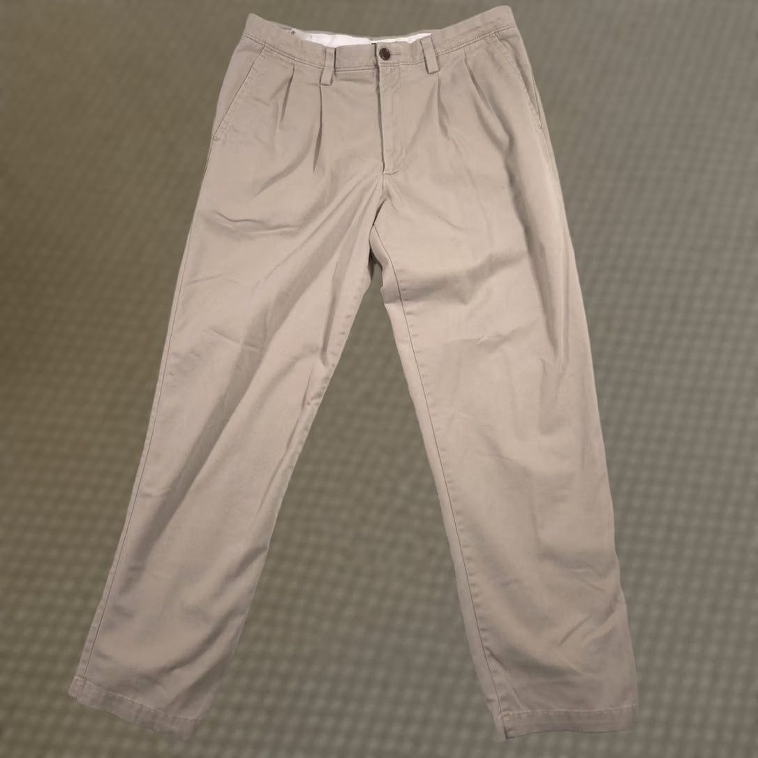 Dockers Dockers Pants Mens 33x32 Beige Classic Fit Pleated Front Straight Leg Chino Size US 33 - 1 Thumbnail