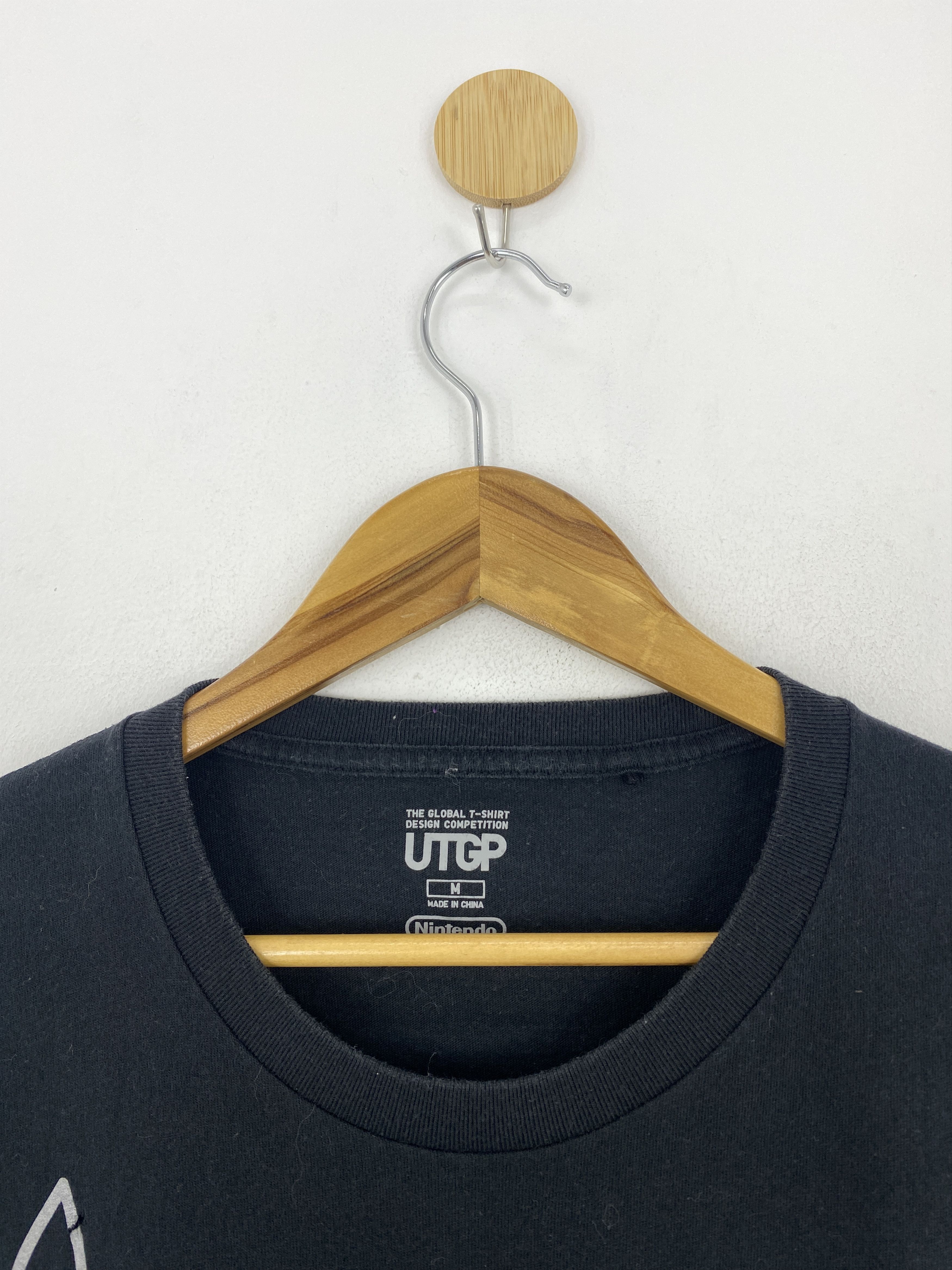 Uniqlo Vintage Uniqlo UTGP Nintendo Pokemon Pikachu Tee TA0509 Size US M / EU 48-50 / 2 - 8 Thumbnail