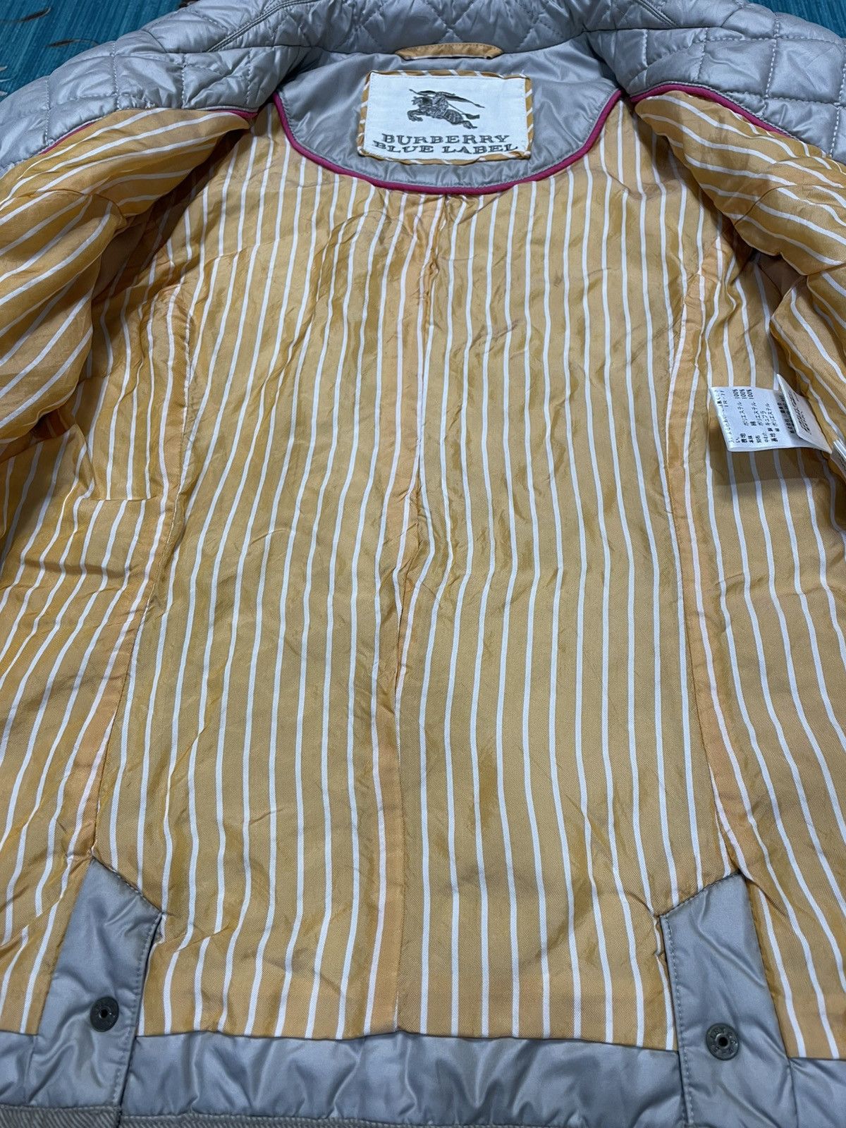 Burberry Burberry Blue Label Quilted Jacket Size XS / US 0-2 / IT 36-38 - 4 Thumbnail