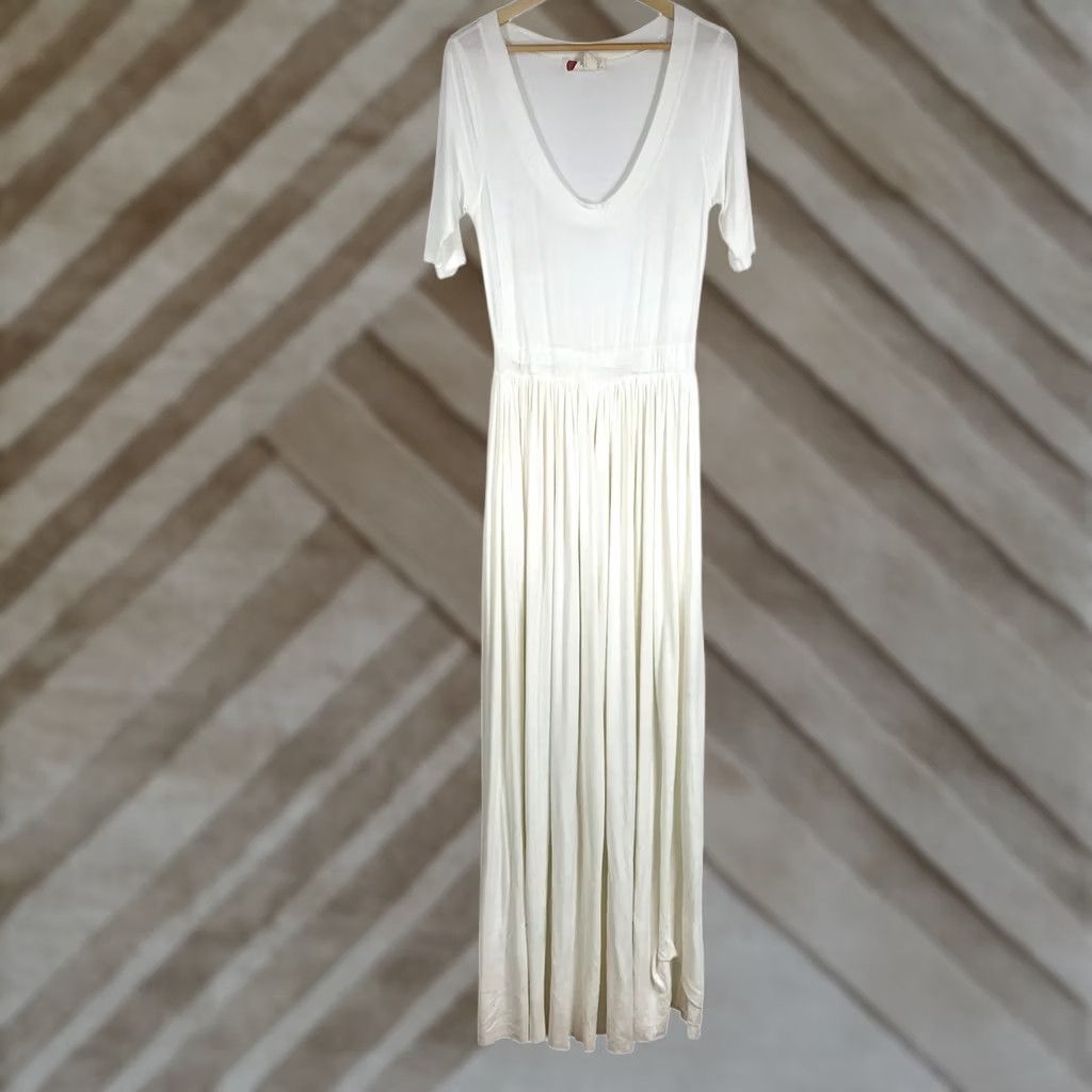 Free People VINTAGE? No — Free People Beach Ivory Wide-Leg Jumpsuit Deep V-Neck Short Sleeve Large Shirt Women L Ivory Wide Leg Jumpsuit Nav? Size 36" / US 14 / IT 50 - 1 Thumbnail