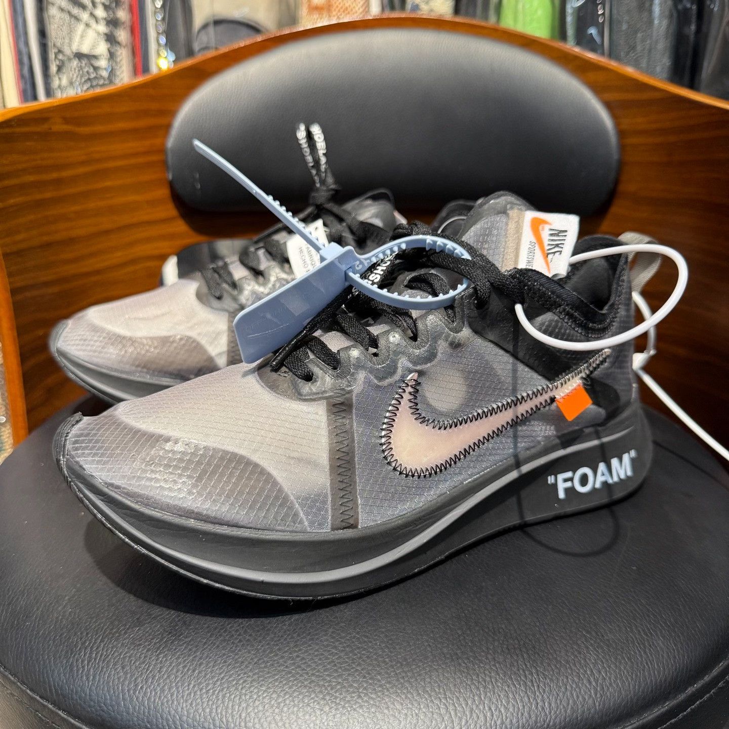 Nike Nike ZOOMFLY Cotton Black Lowtop Sneakers 42 Men Size US 9 / EU 42 - 1 Thumbnail