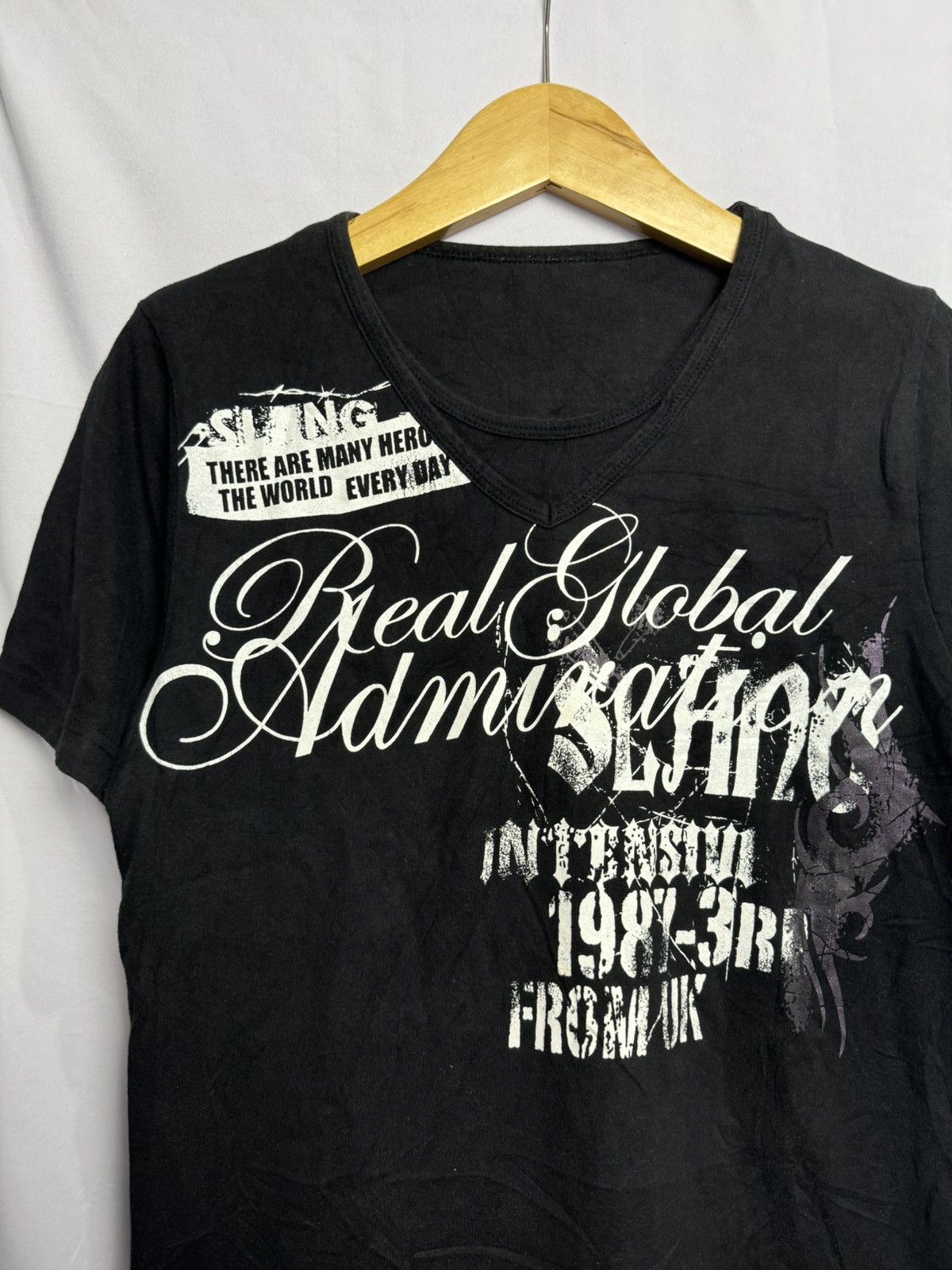 Yasuyuki Ishii Tribal Archived Japanese Poem tees Size US M / EU 48-50 / 2 - 4 Thumbnail