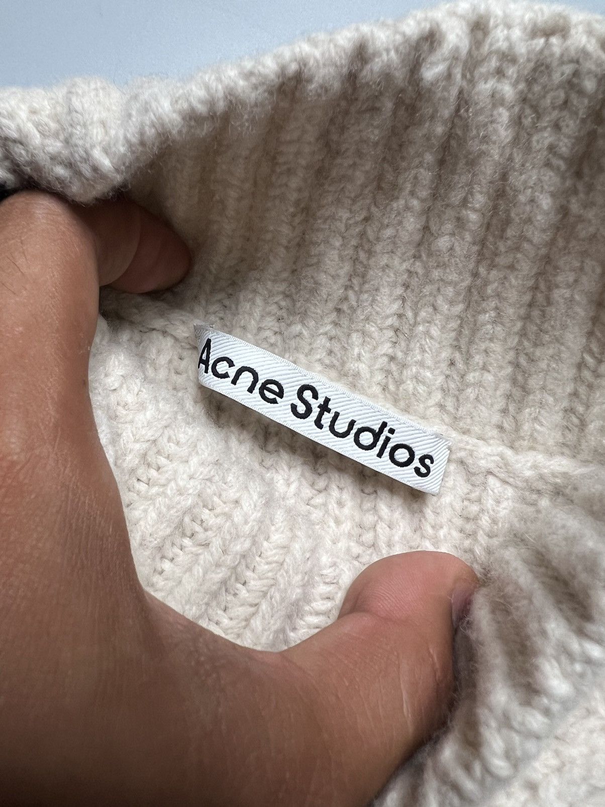 Acne Studios Acne Studios PAW21 “SAMPLE” Kabril Knit Crop Sweater Size S / US 4 / IT 40 - 8 Thumbnail