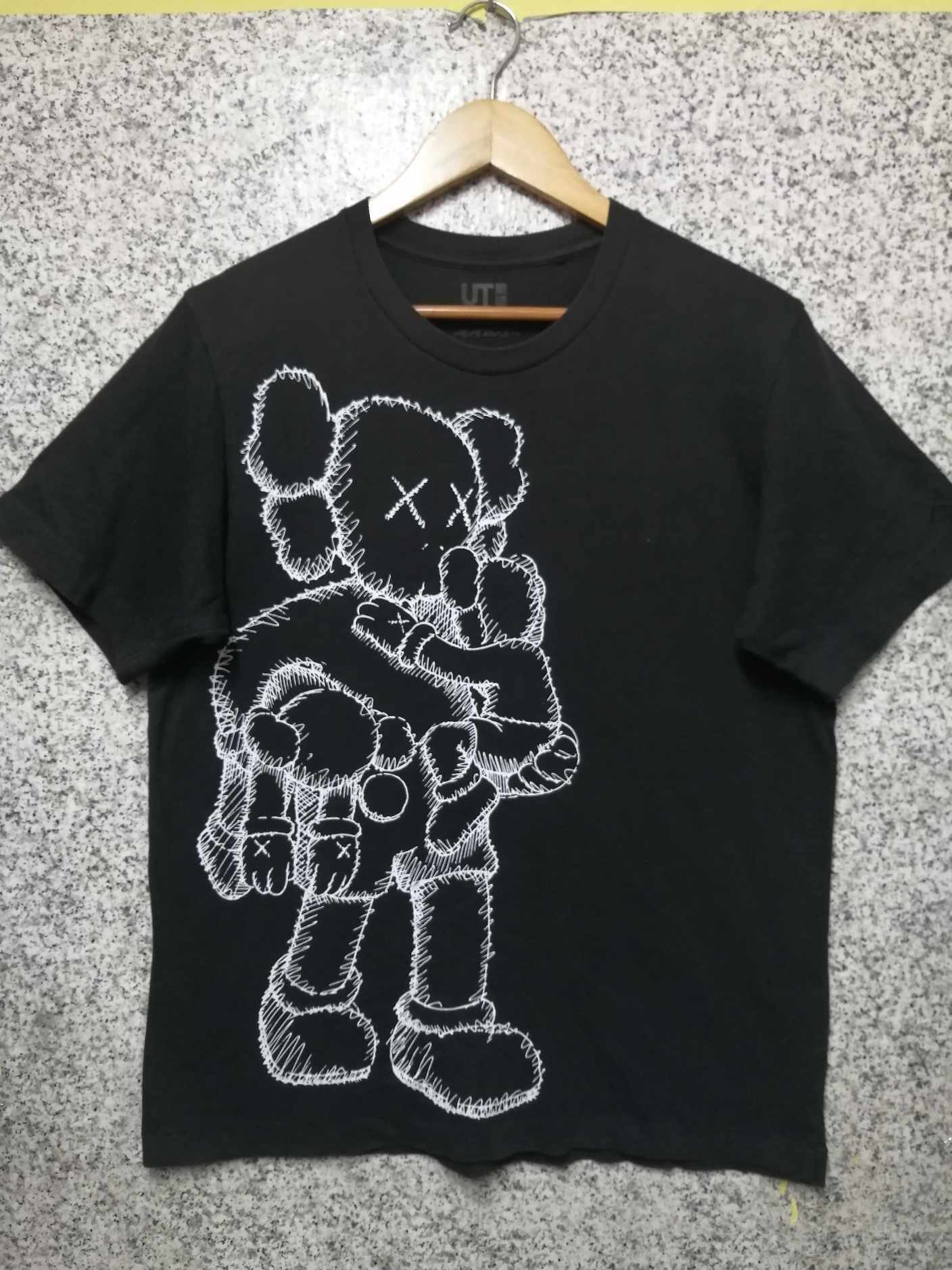 Japanese Brand × Kaws × Vintage 🔥 Rare 🔥 Vintage Kaws Very Rare Size US M / EU 48-50 / 2 - 1 Thumbnail