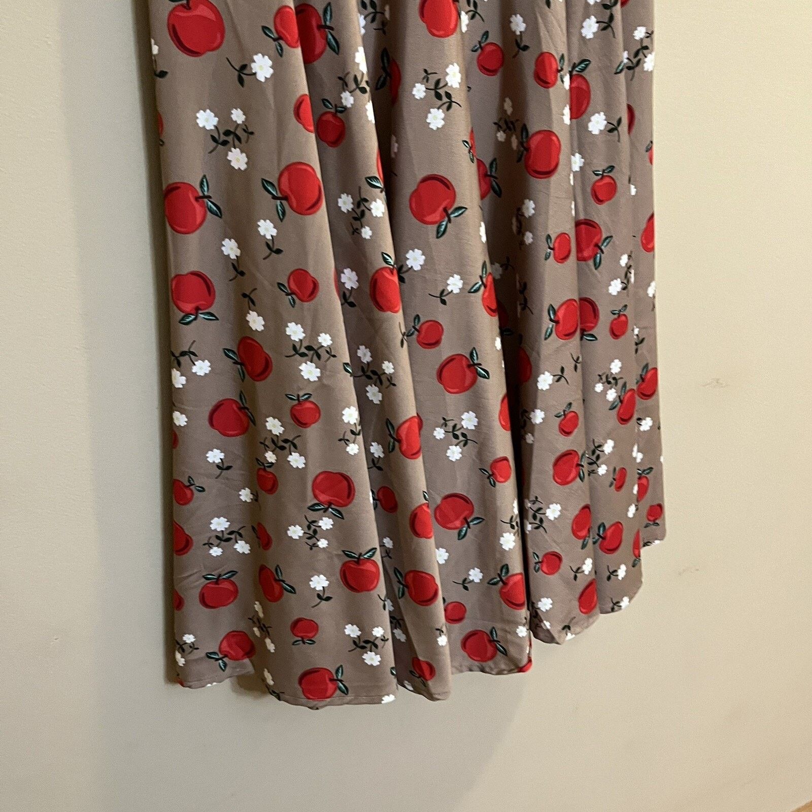 Other Hell Bunny Vixen Dress NWT Sz M Apple Print Swing Dress Size M / US 6-8 / IT 42-44 - 3 Thumbnail