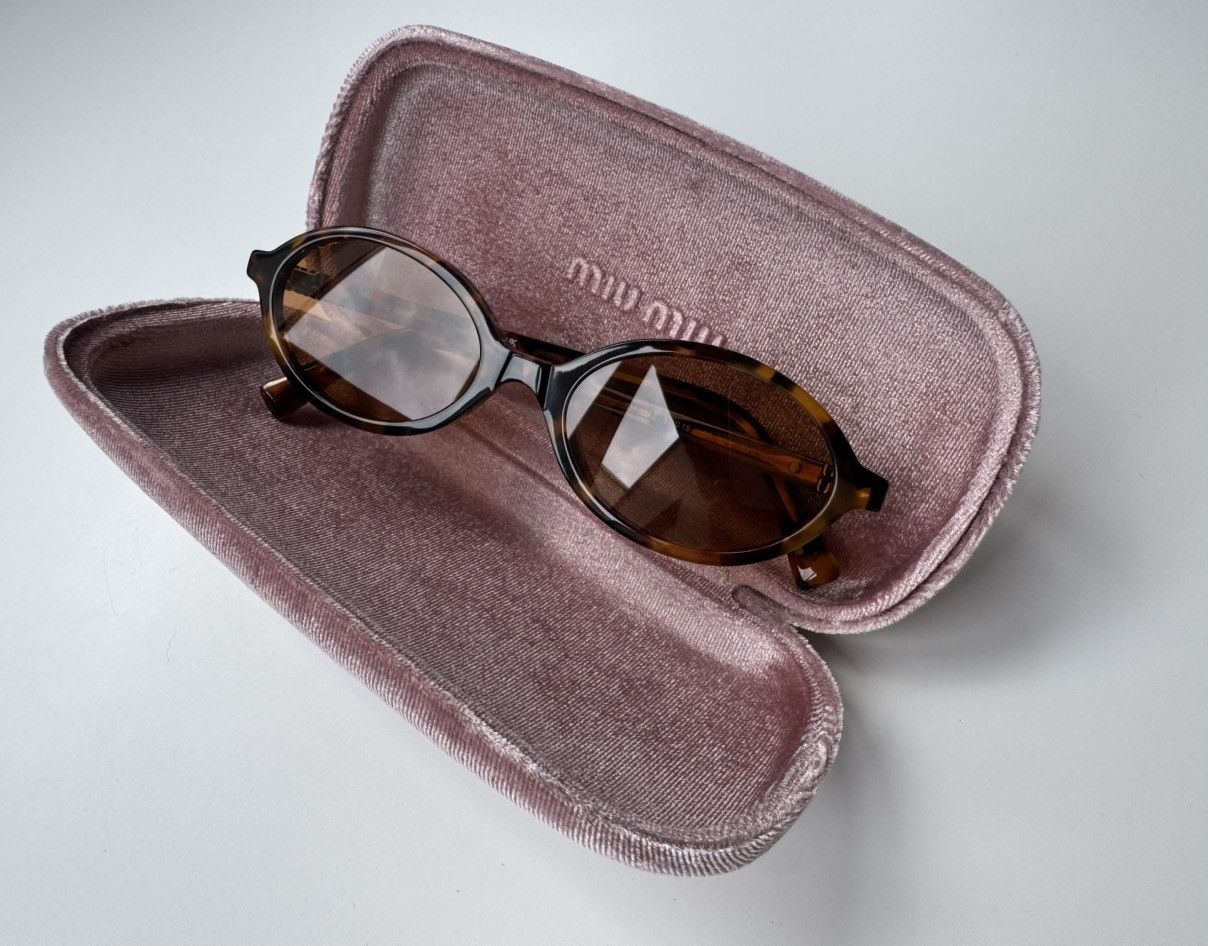 Miu Miu × Vintage NEW Miu Miu sunglasses MU 04ZS 19P-2Z1 Size ONE SIZE - 2 Thumbnail