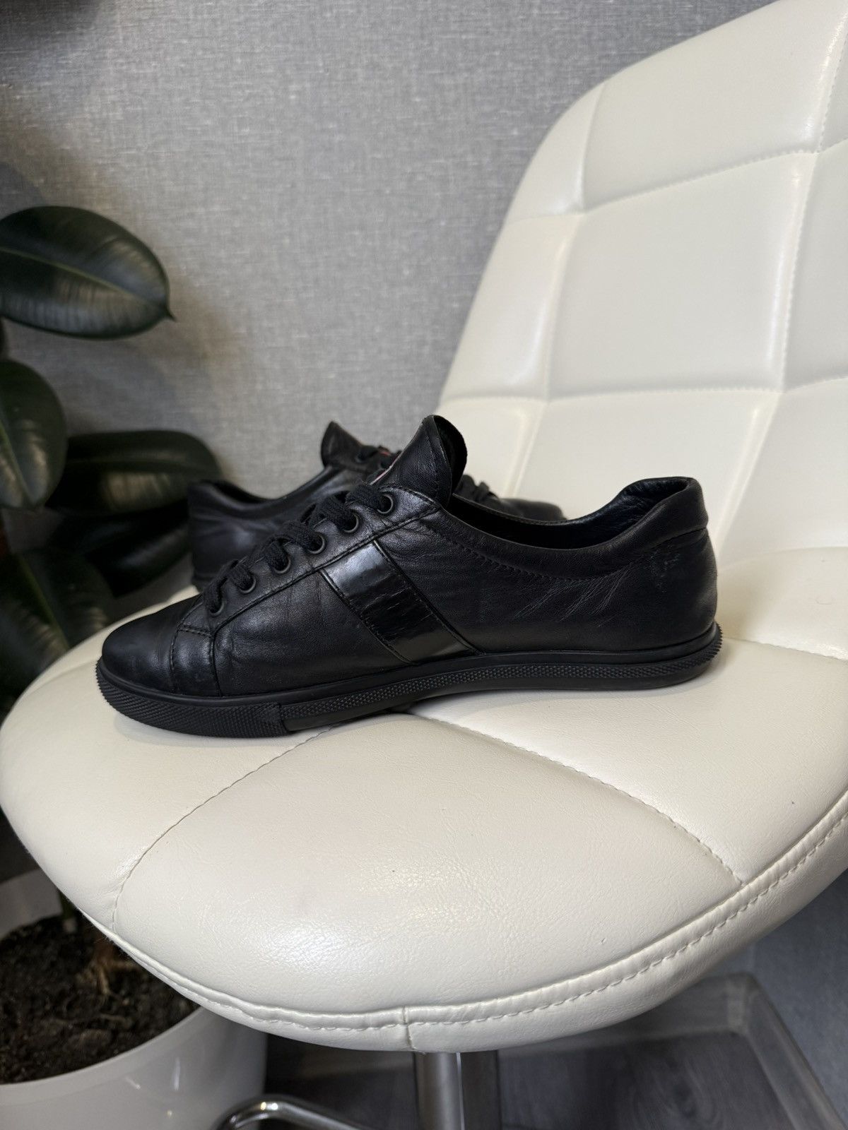 Prada Prada Black Leather Low-Top Sneakers with Red Stripe Logo Size US 7 / IT 37 - 13 Thumbnail