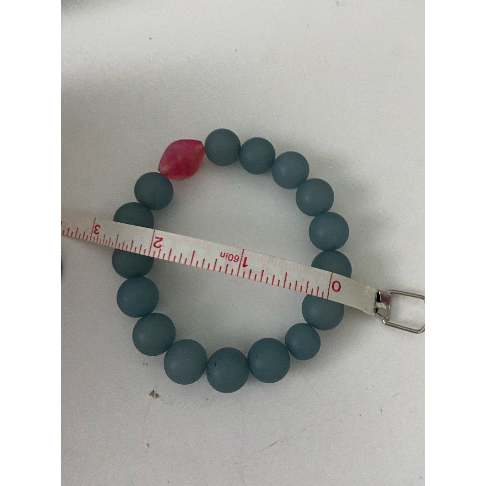 Handmade Light blue bead bracelet with pink accent Size ONE SIZE - 4 Thumbnail