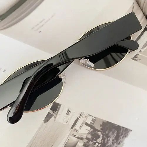 Vintage Retro punk sunglasses Size ONE SIZE - 5 Thumbnail