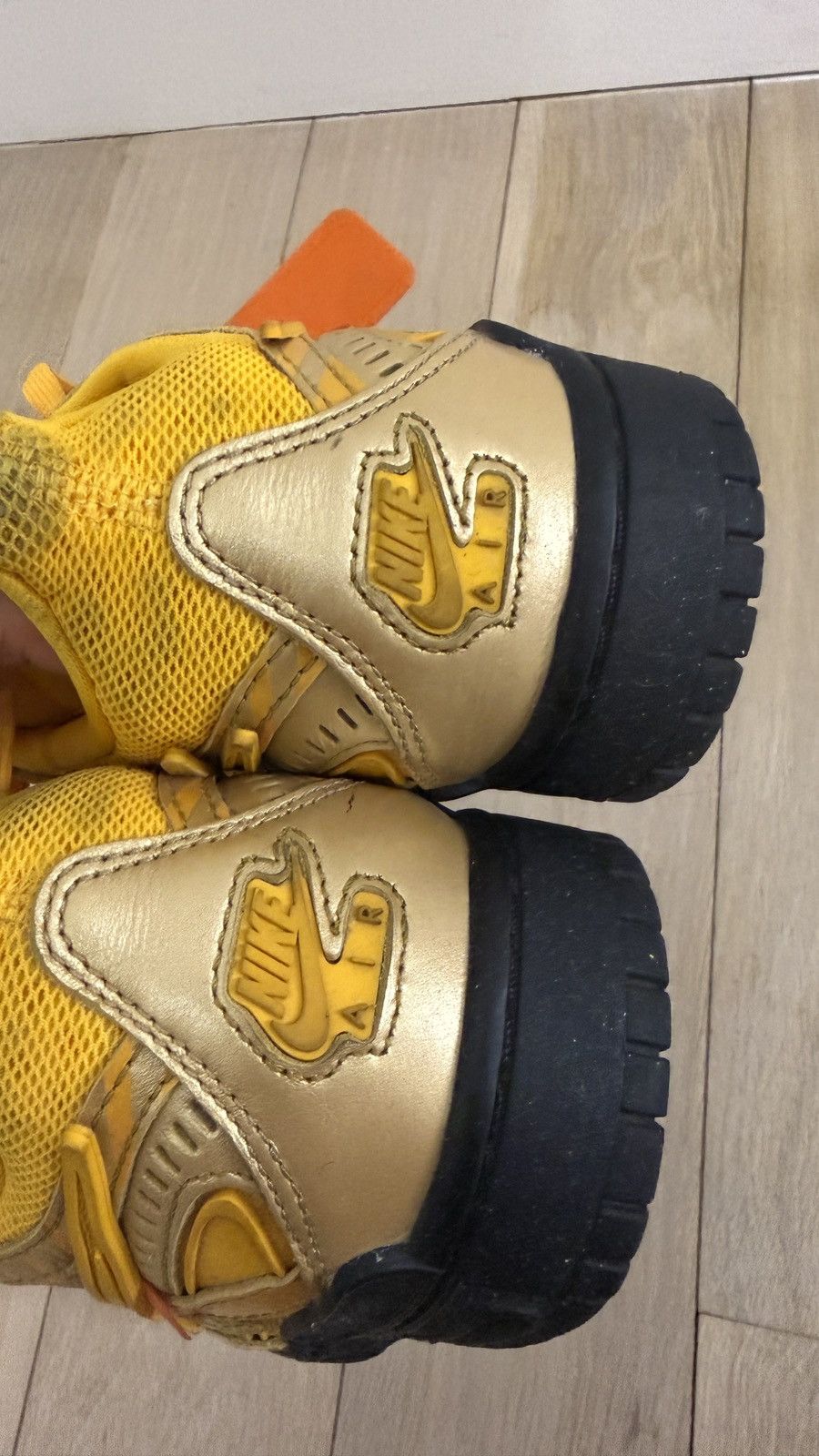 Nike × Off-White Off-White x Air Rubber Dunk 'University Gold' Size US 7.5 / IT 37.5 - 7 Thumbnail