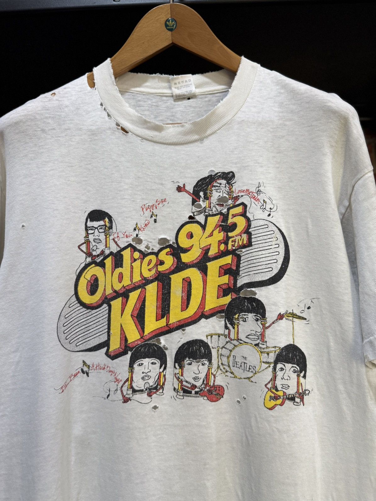 Band Tees Thrashed Vintage 90s The Beatles Klde Grunge Tee Size US L / EU 52-54 / 3 - 3 Thumbnail